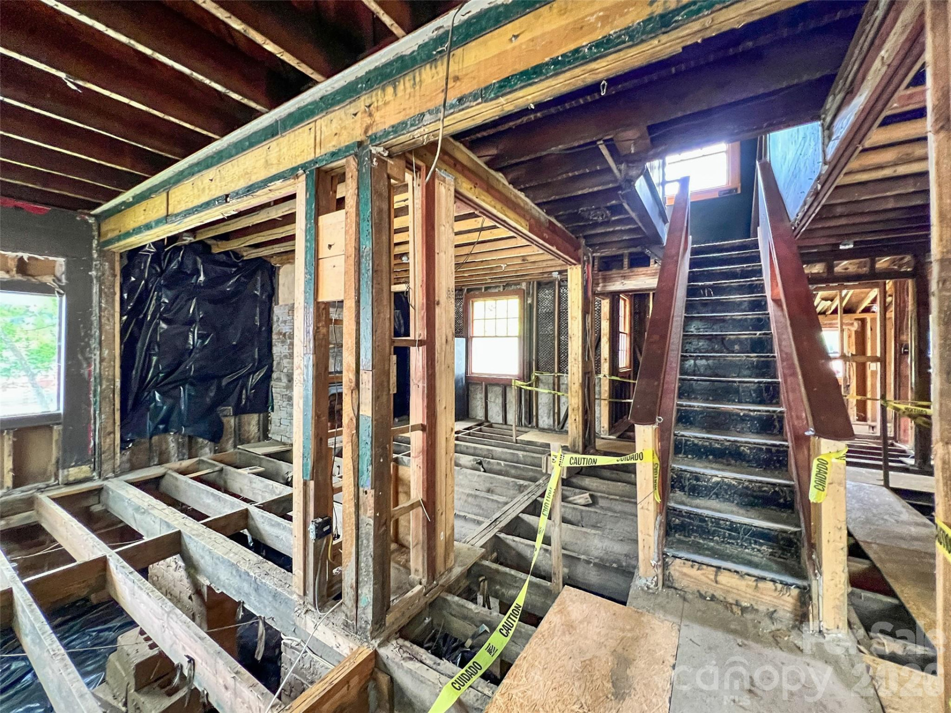 1 Swan Street - Photo 23