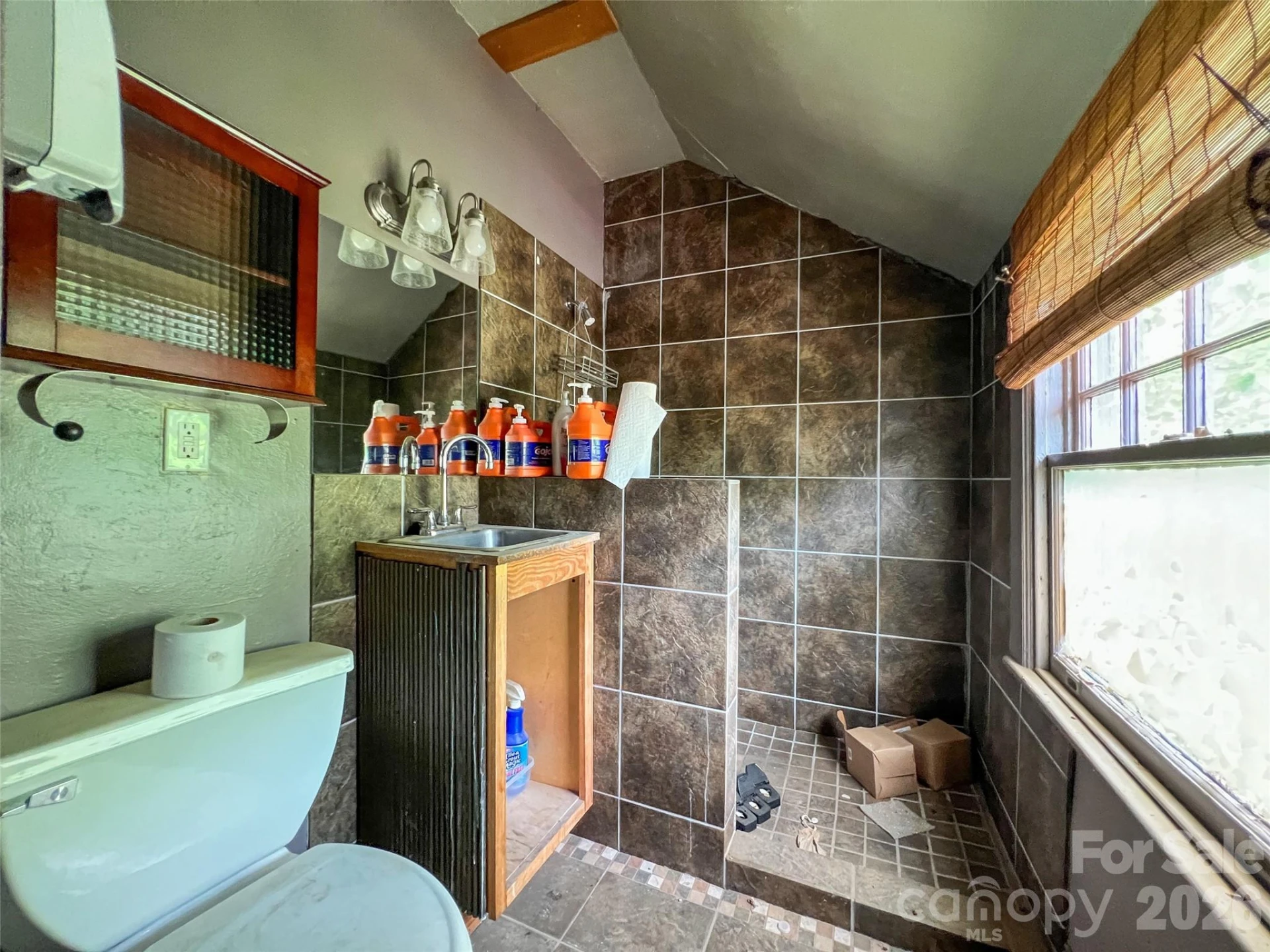 1 Swan Street - Photo 38