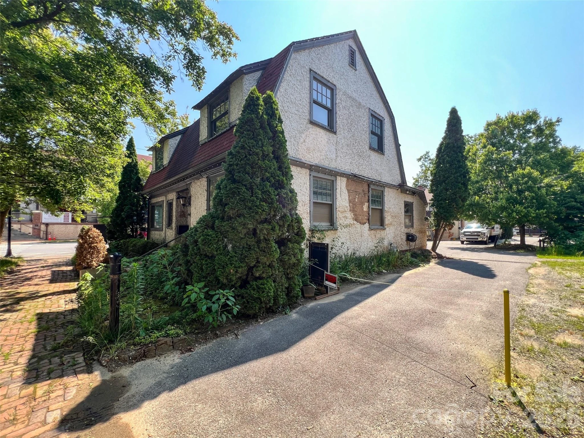 1 Swan Street - Photo 10