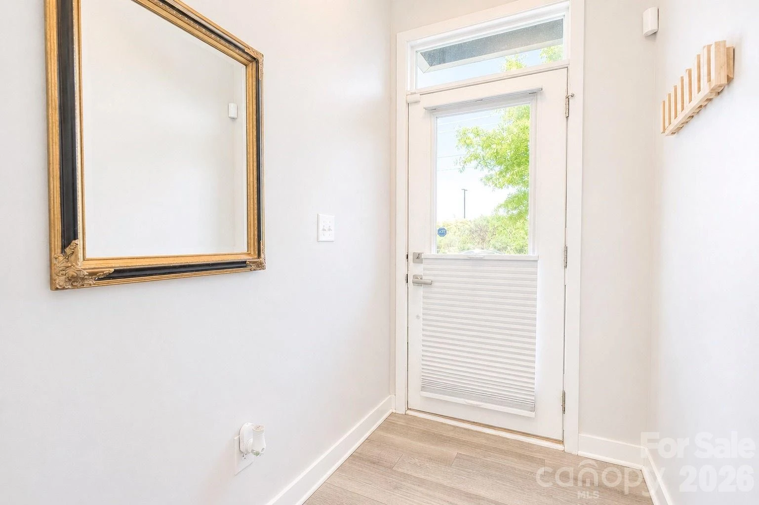 268 Parkwood Avenue - Photo 5