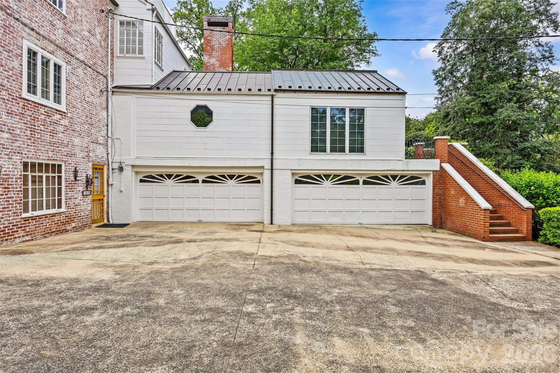 1858 Queens Road - Photo 25