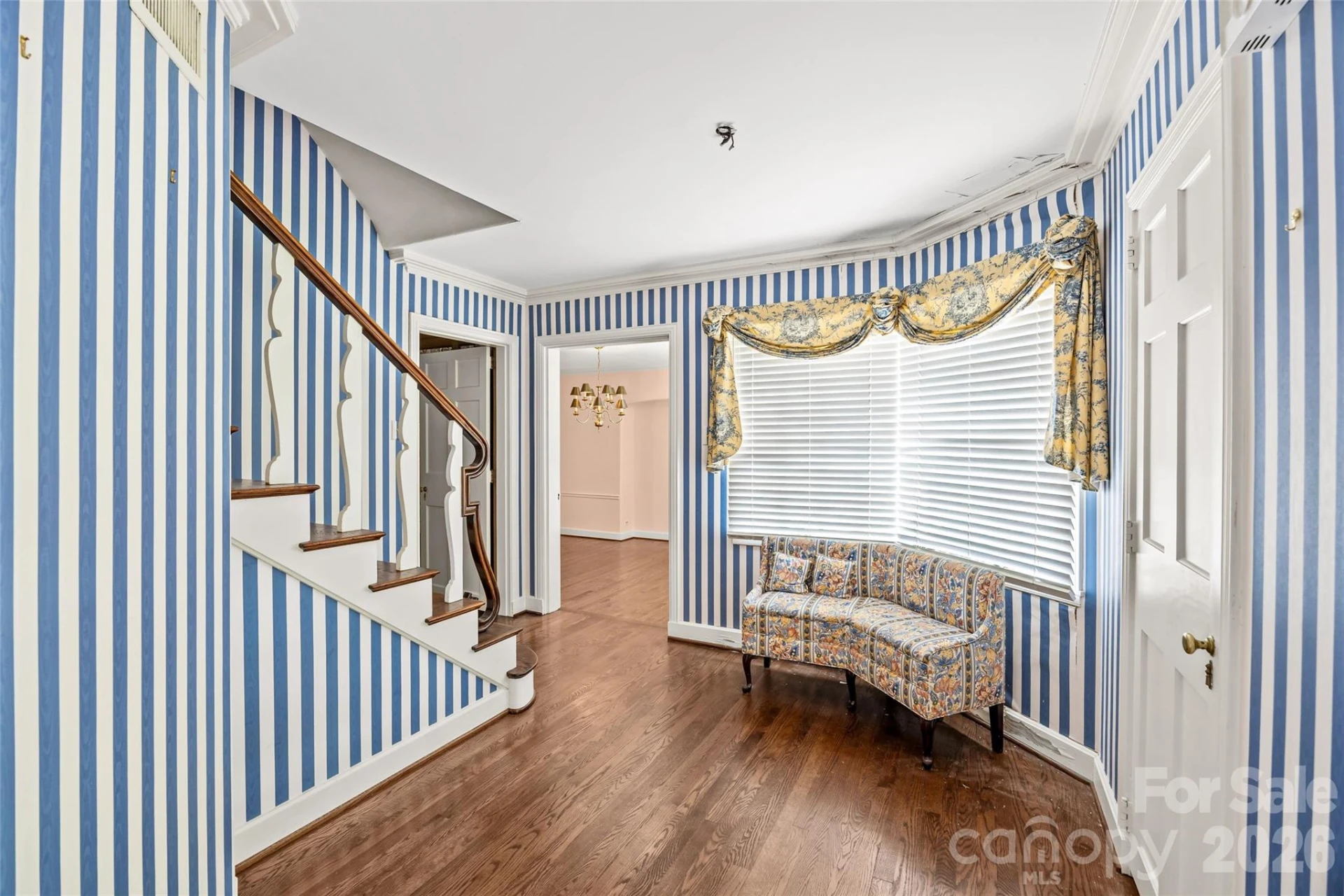 1858 Queens Road - Photo 29