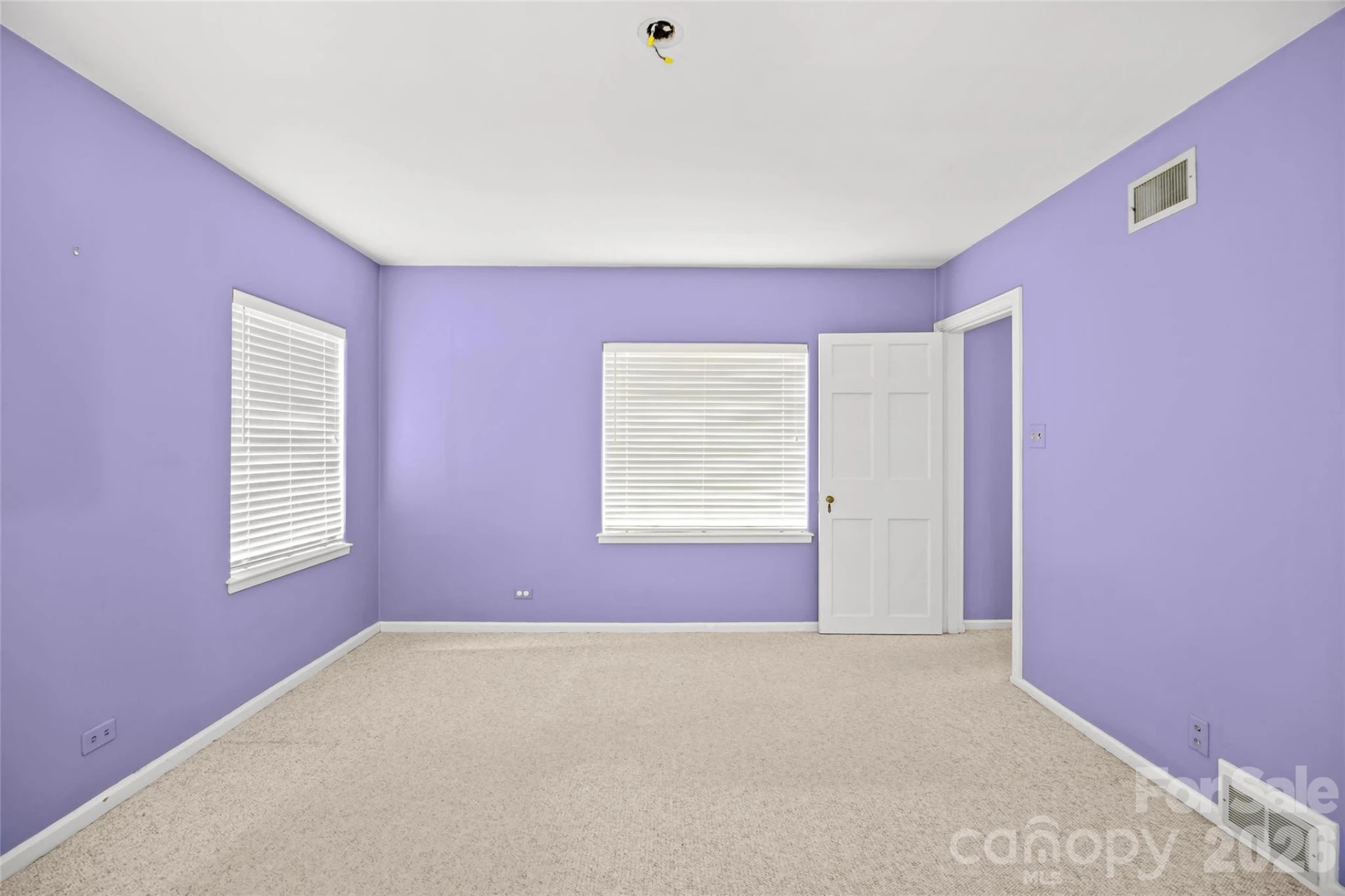 1858 Queens Road - Photo 48