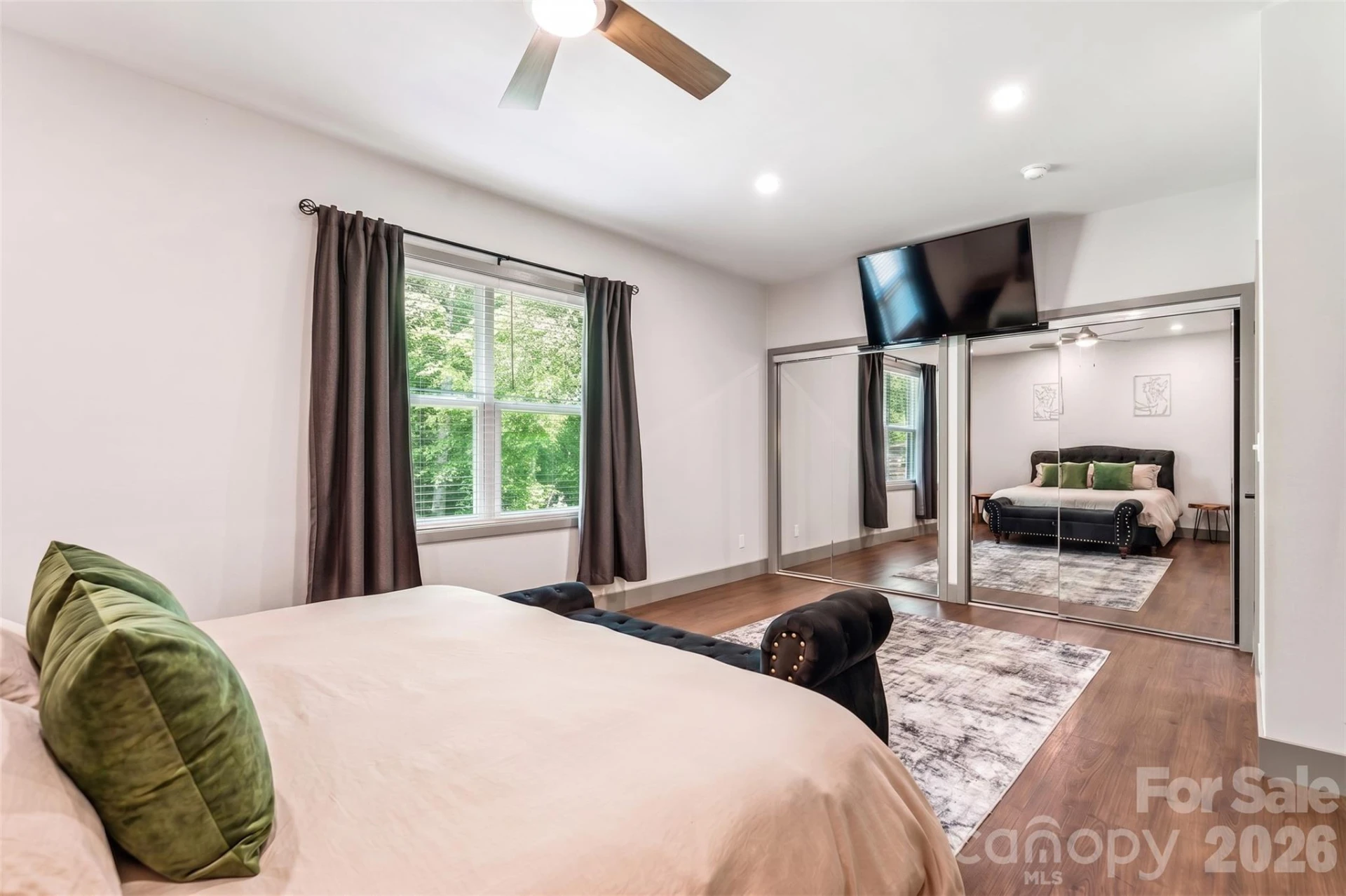 305 Robinson Avenue - Photo 21