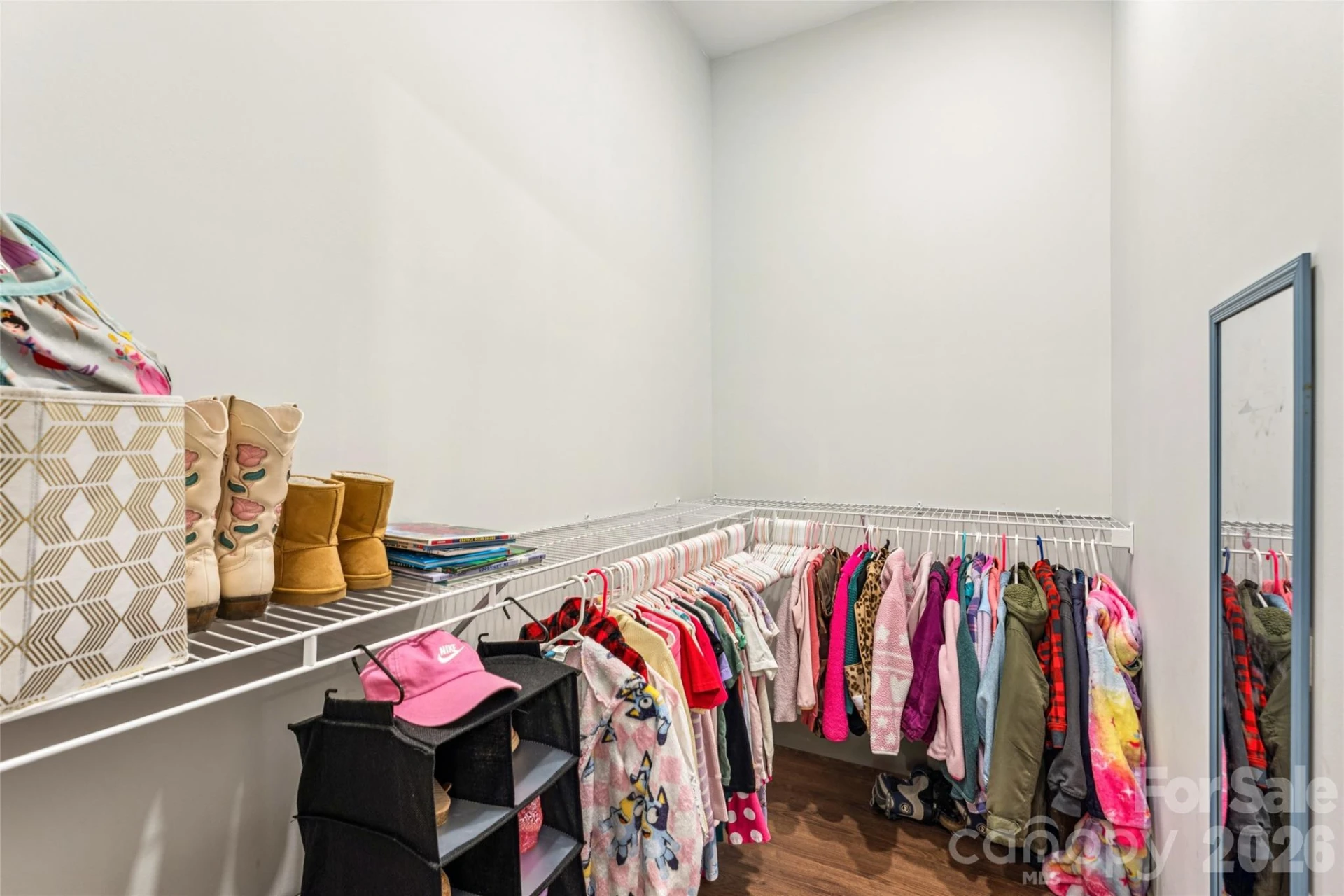 305 Robinson Avenue - Photo 27
