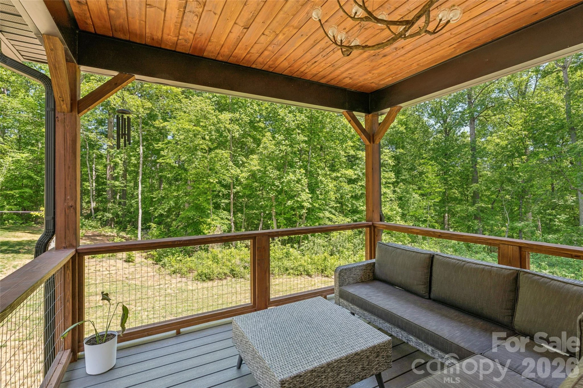 305 Robinson Avenue - Photo 32
