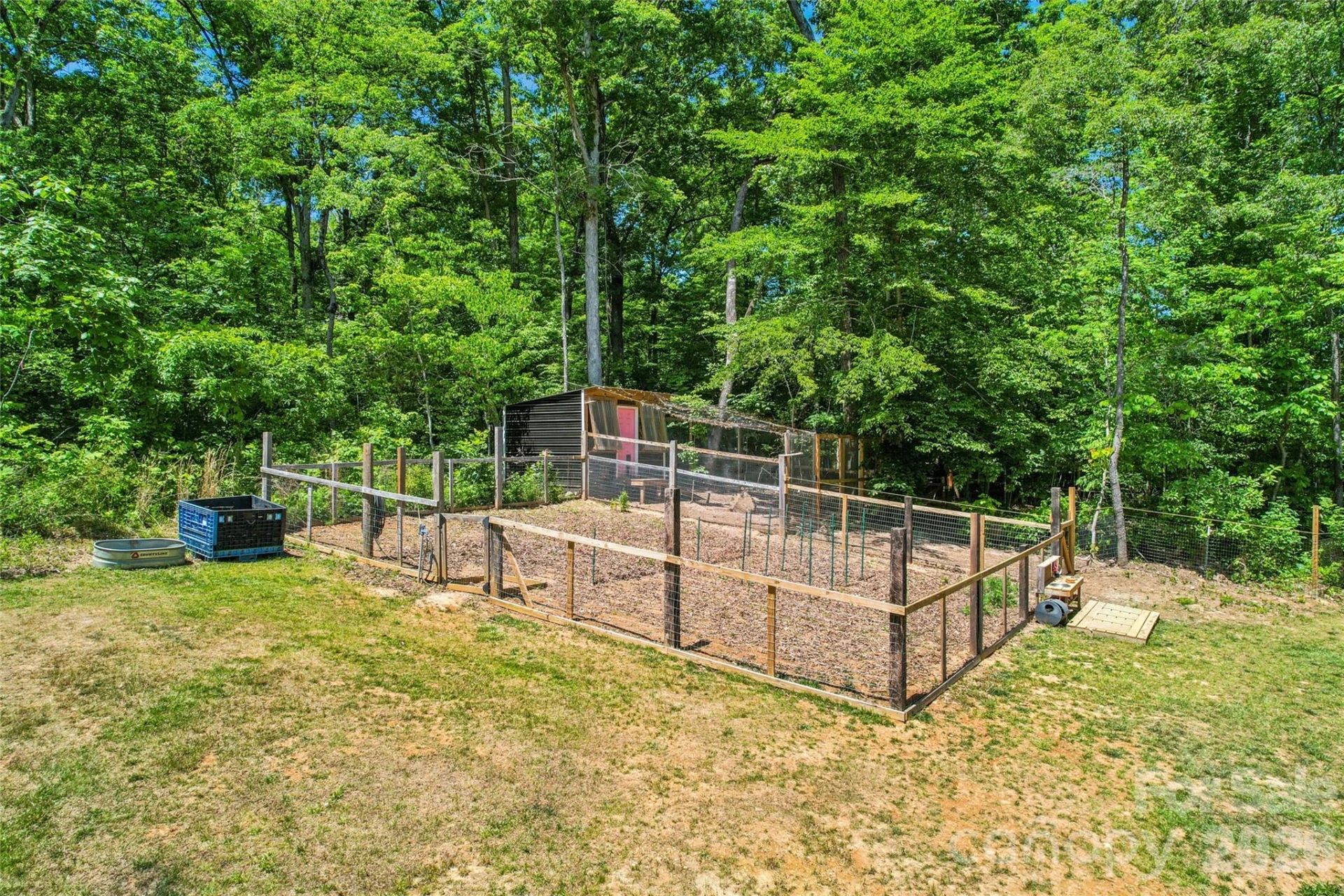 305 Robinson Avenue - Photo 41