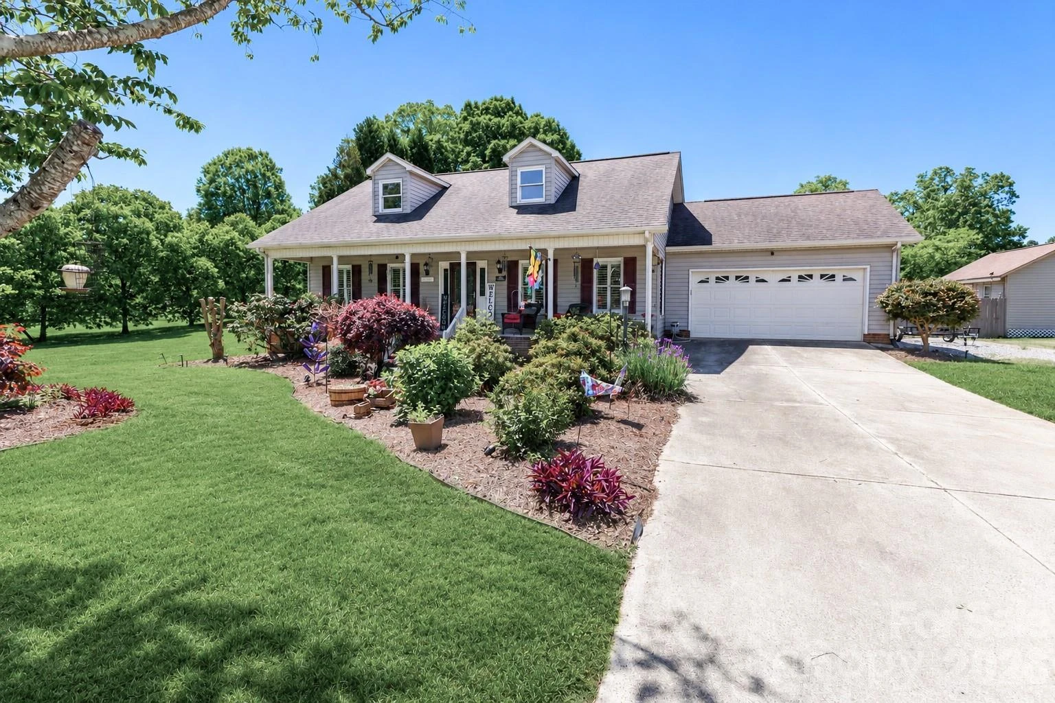108 Garrison Drive - Photo 2