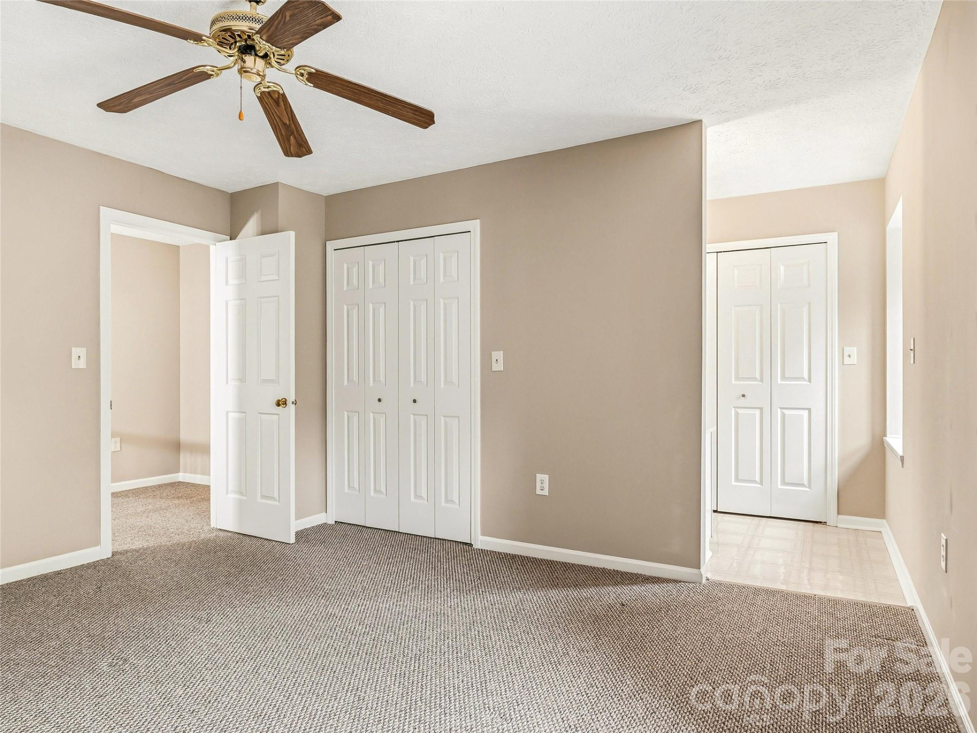 1409 Kensington Road #B6 - Photo 20