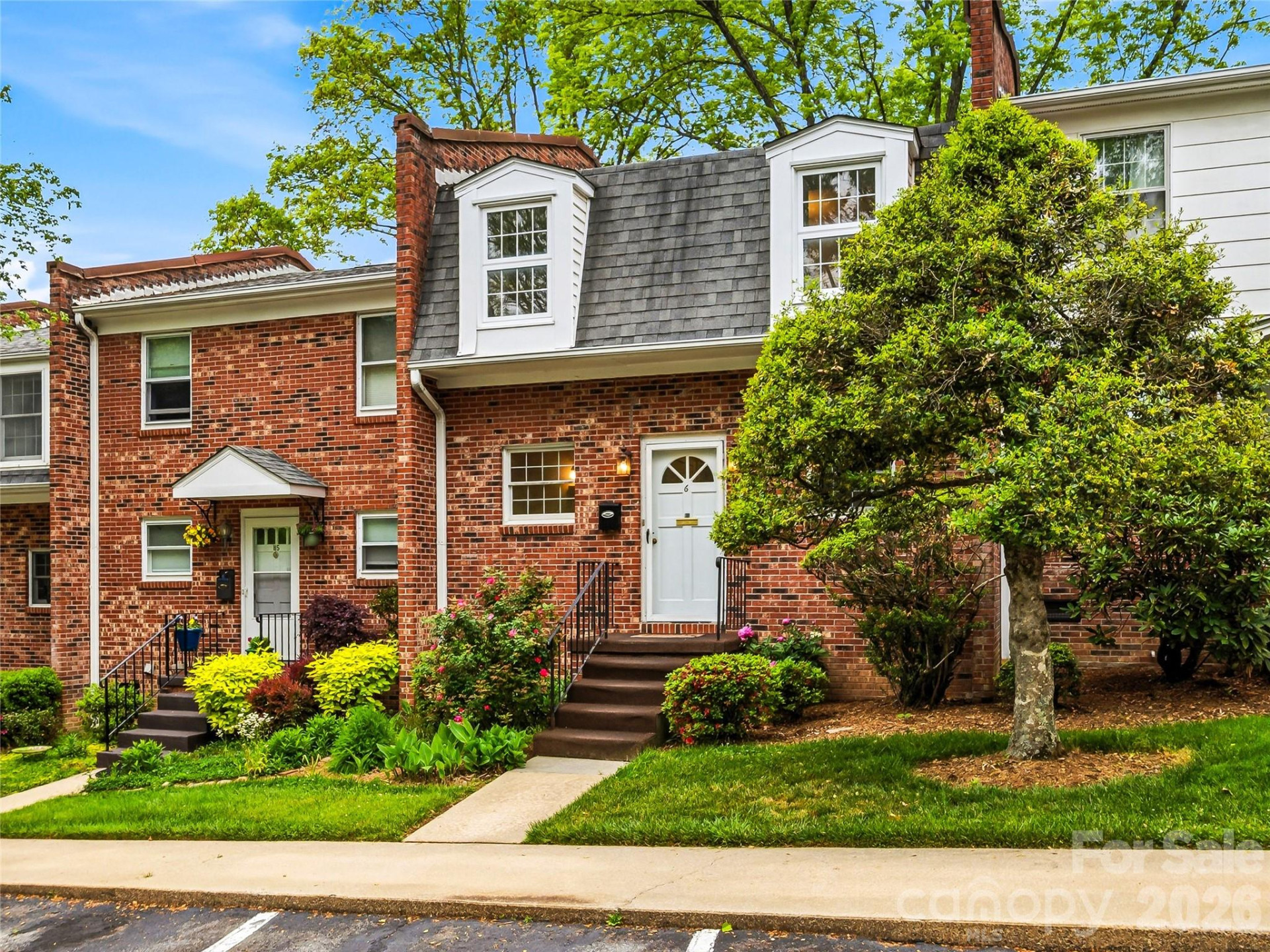 1409 Kensington Road #B6 - Photo 3