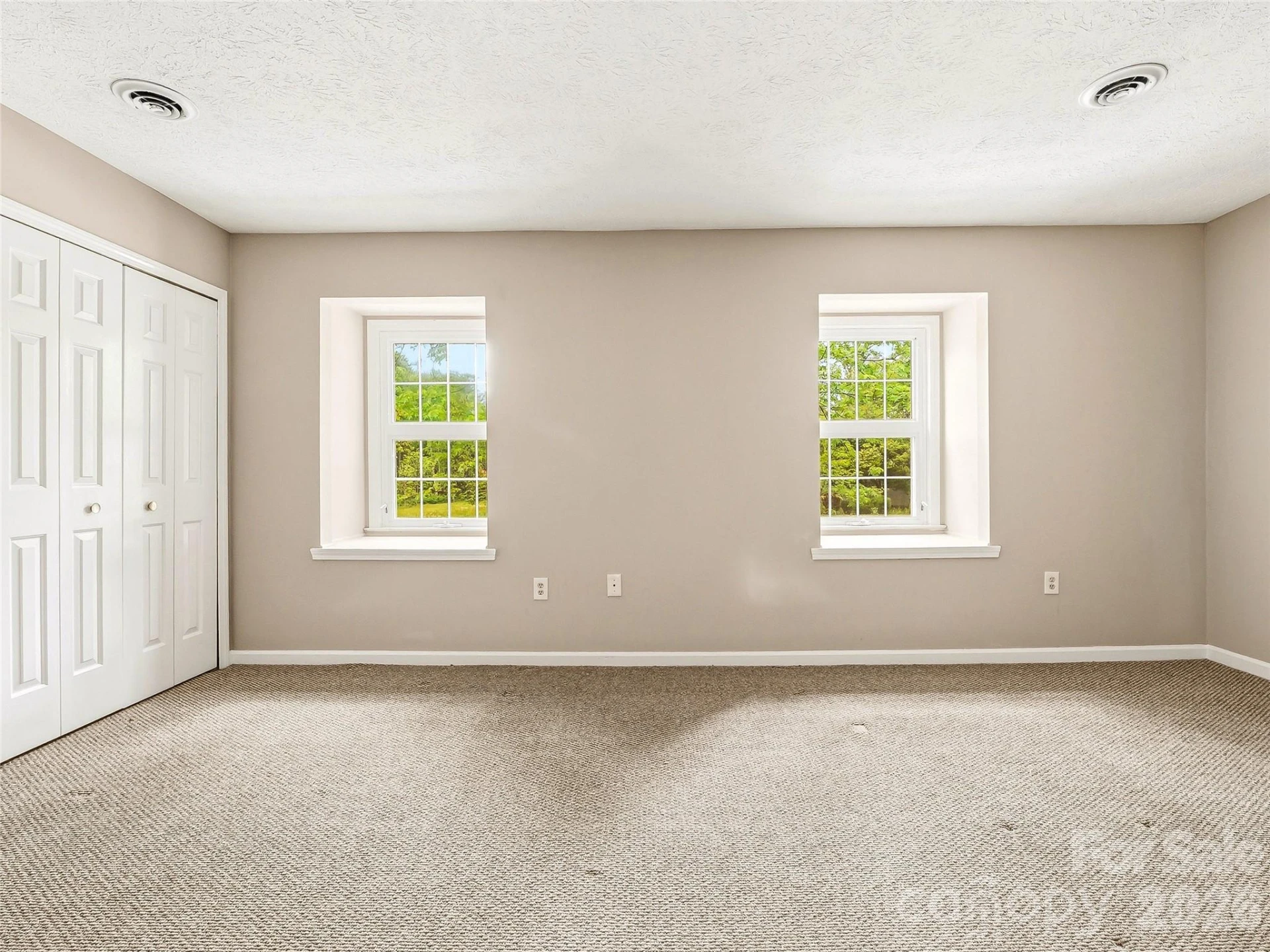 1409 Kensington Road #B6 - Photo 25