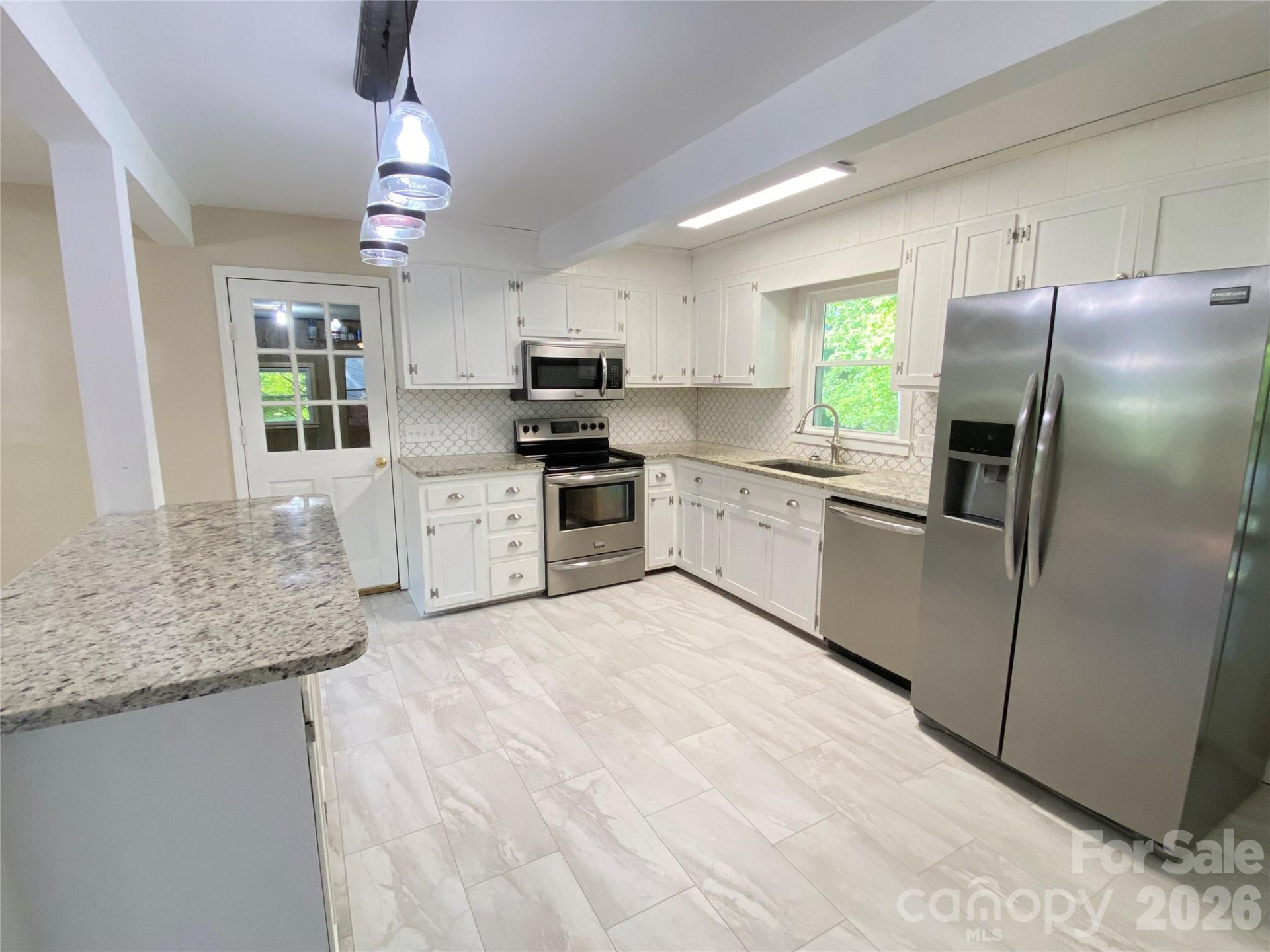 307 Maplewood Drive - Photo 14