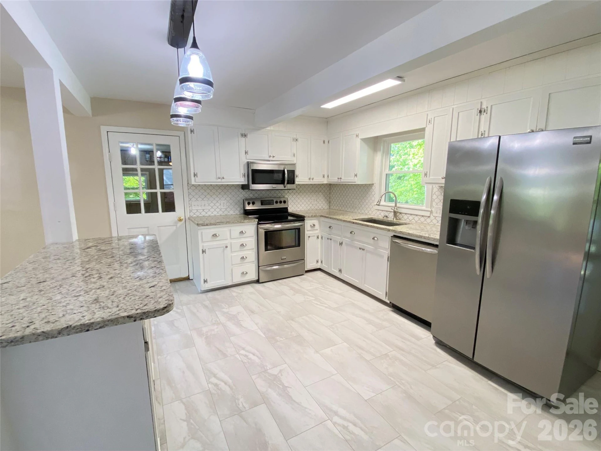 307 Maplewood Drive - Photo 14