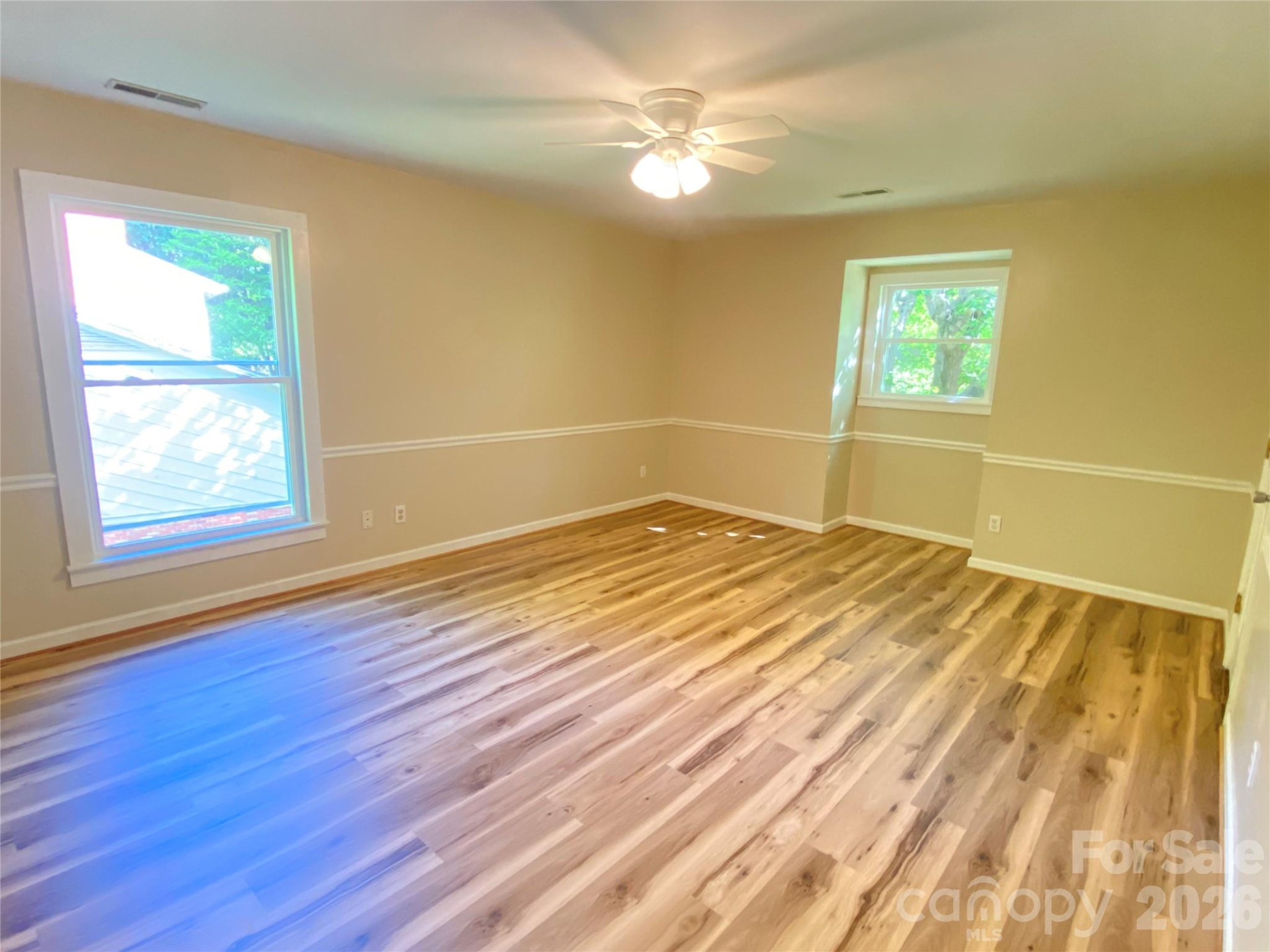 307 Maplewood Drive - Photo 17