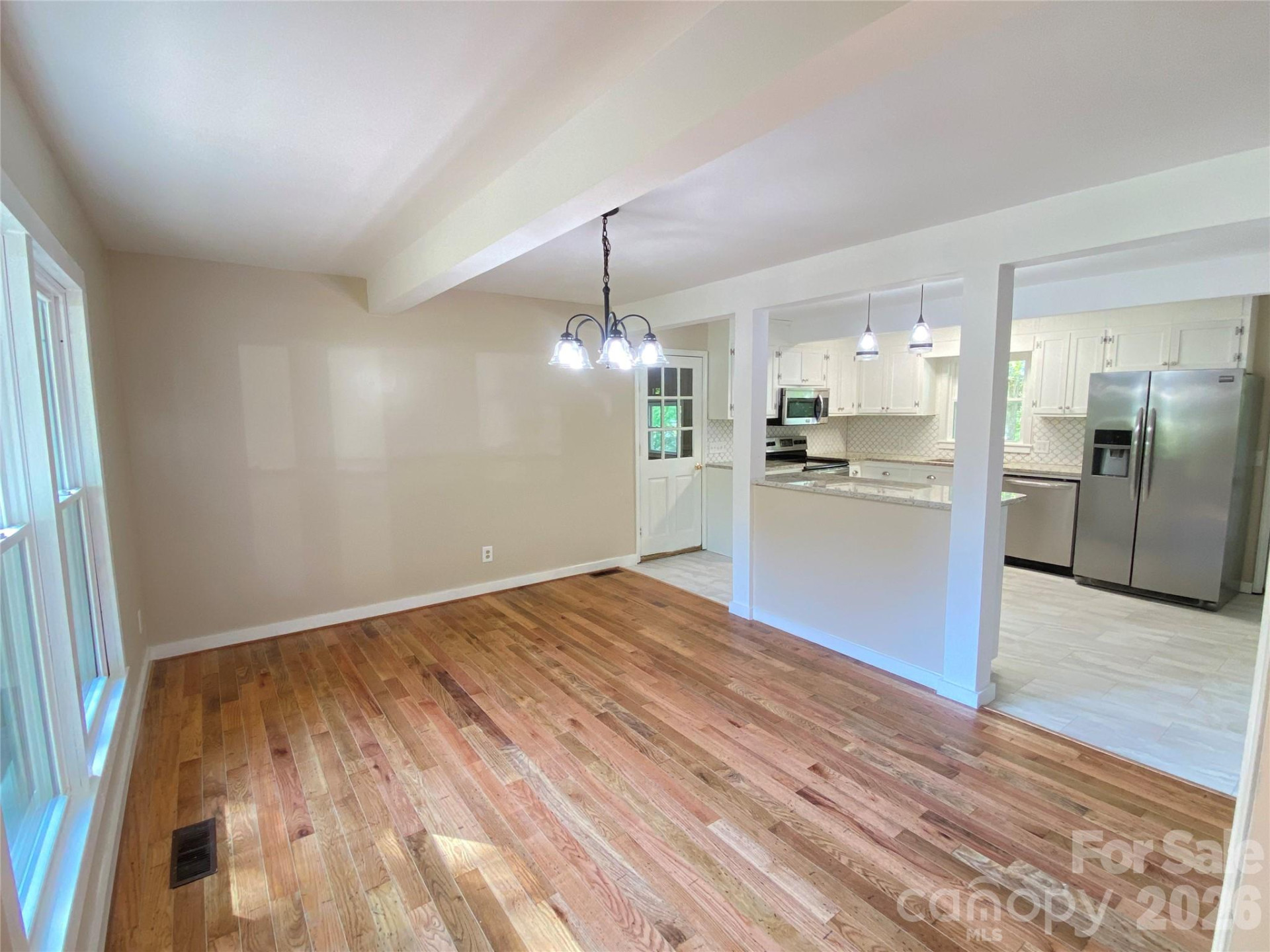 307 Maplewood Drive - Photo 9