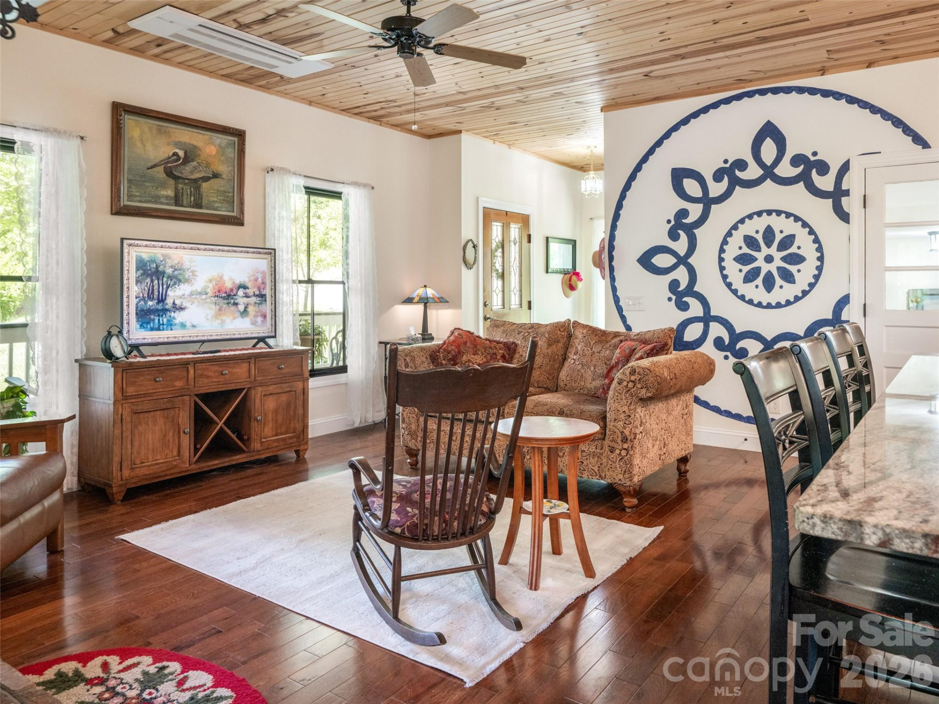 565 Bailey Street - Photo 11