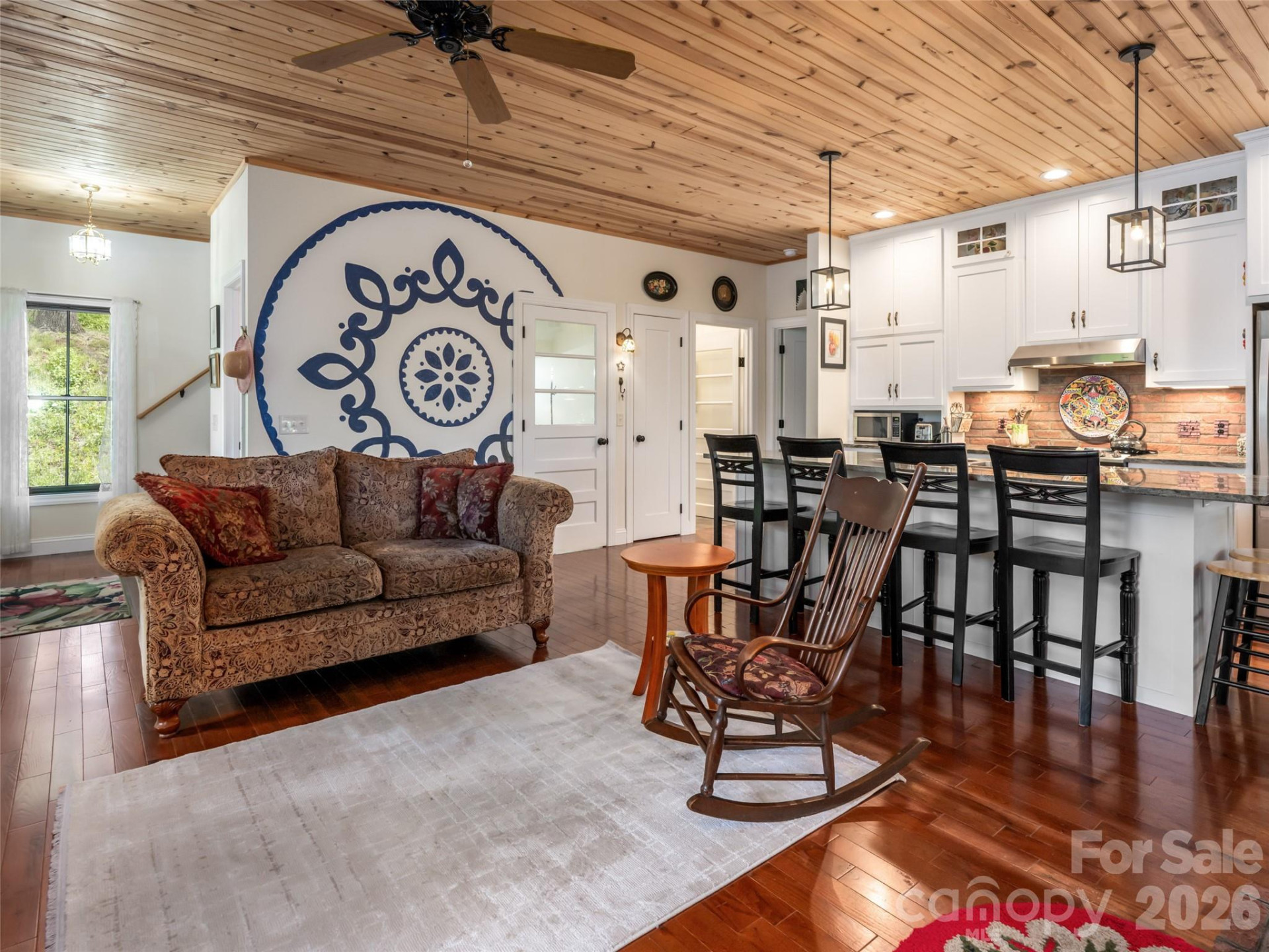 565 Bailey Street - Photo 12