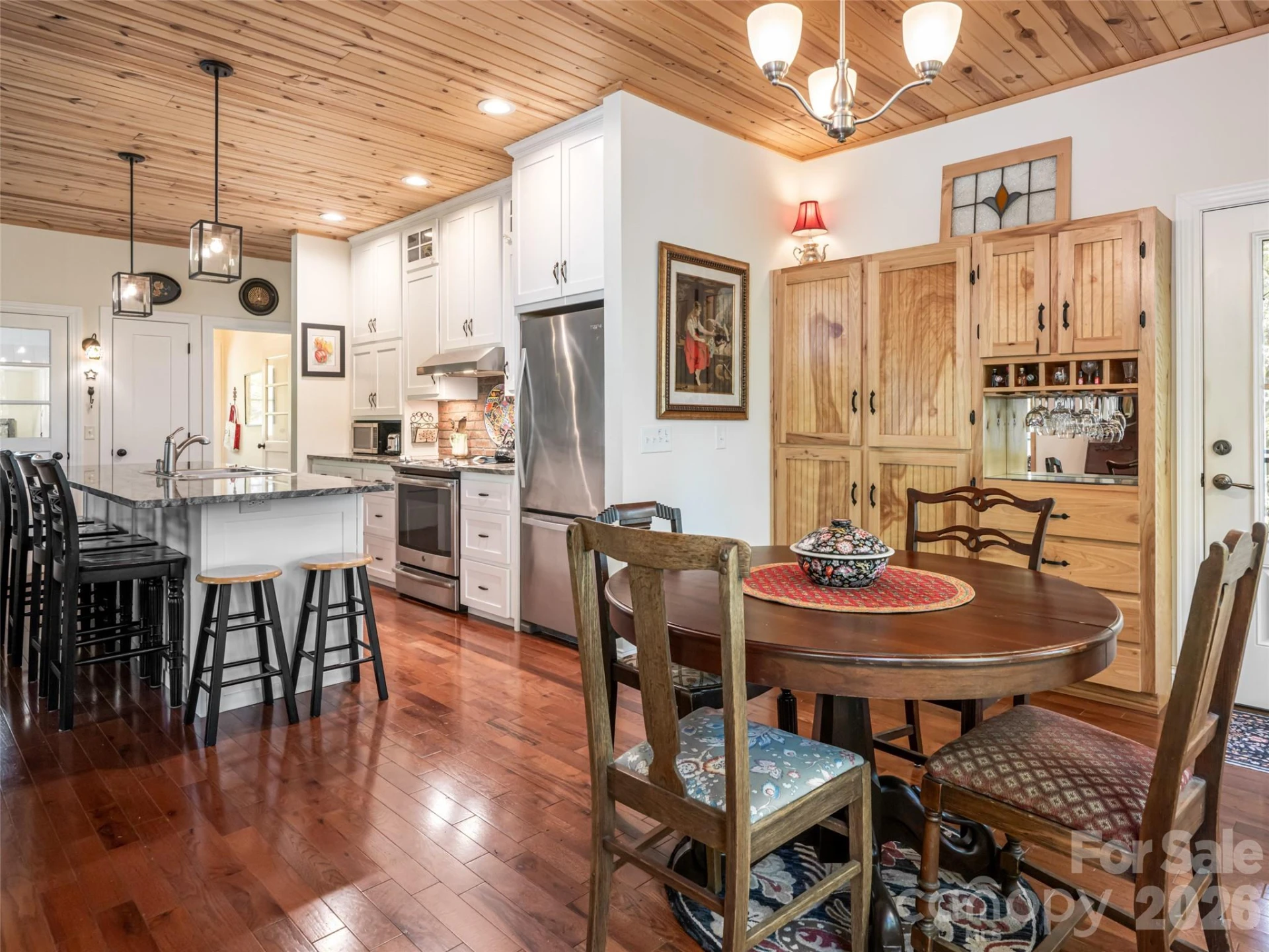 565 Bailey Street - Photo 15
