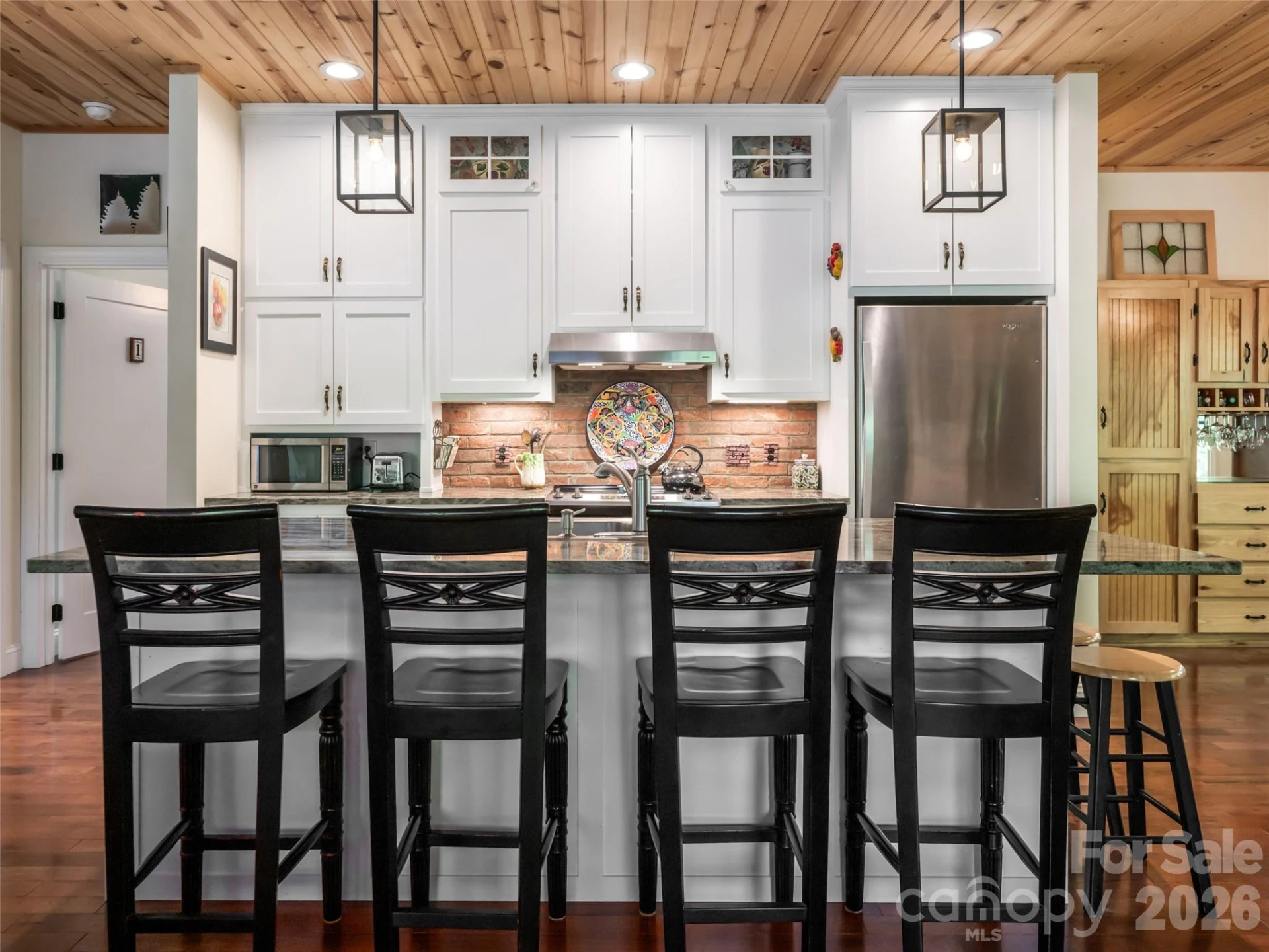 565 Bailey Street - Photo 17