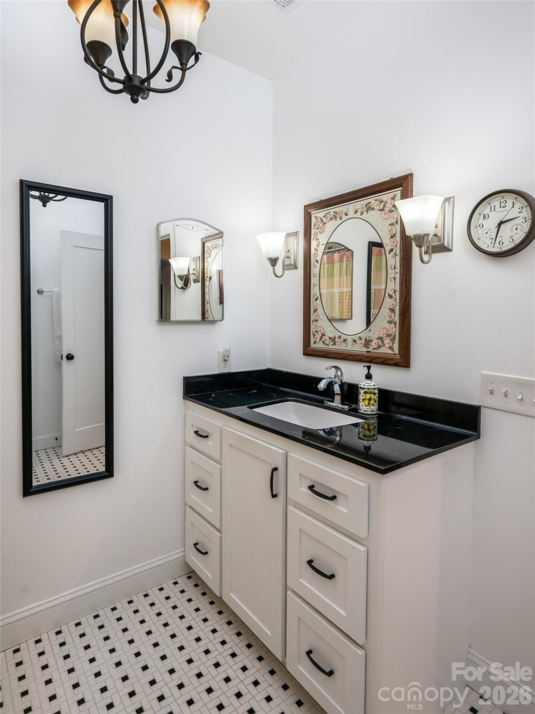 565 Bailey Street - Photo 39