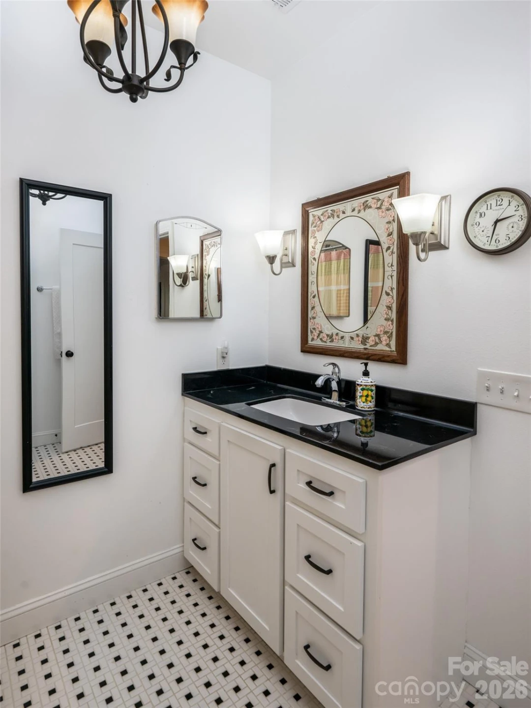 565 Bailey Street - Photo 39