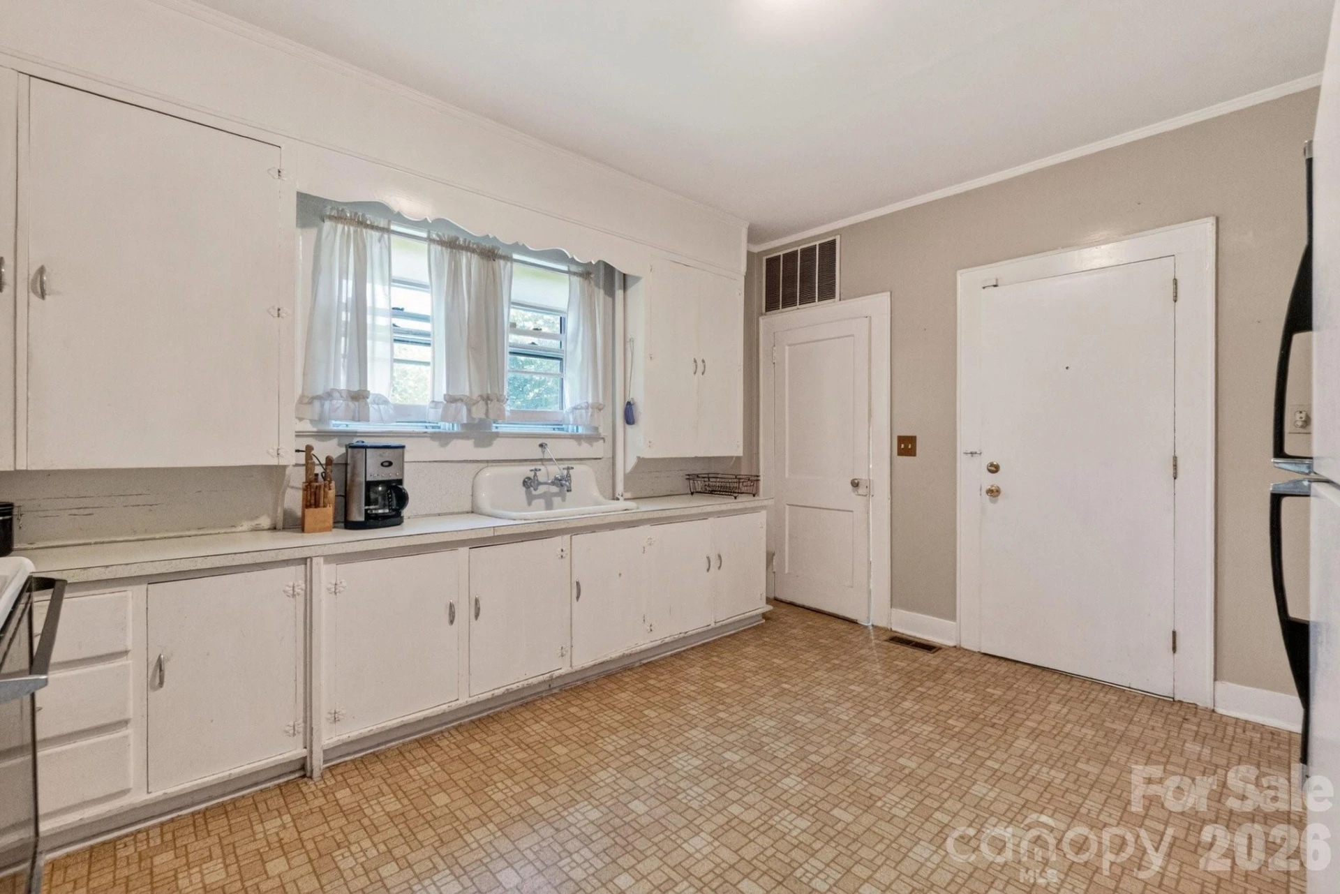 1365 Yancey Street - Photo 12