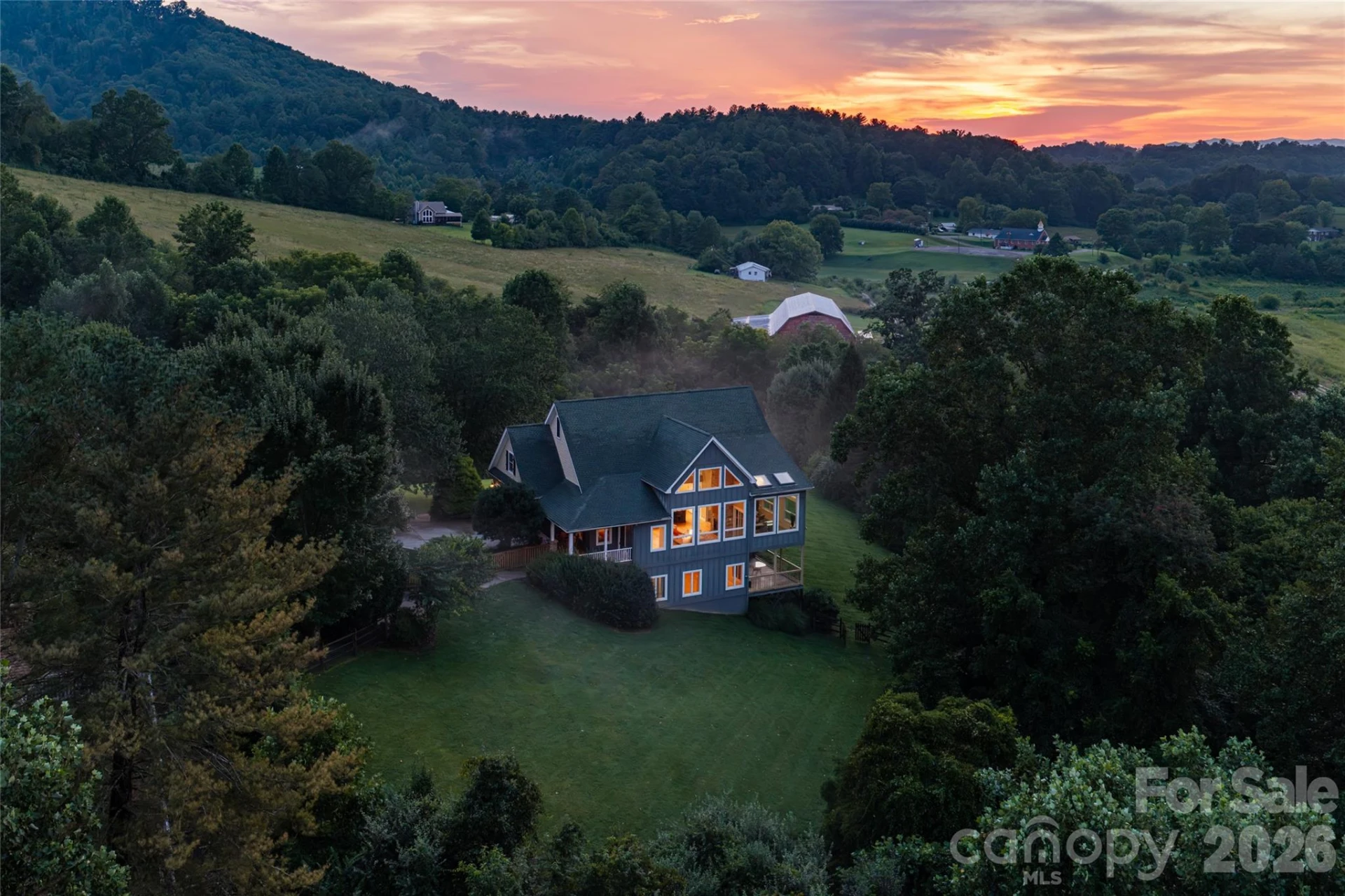 33 Bridle Path Drive - Photo 4