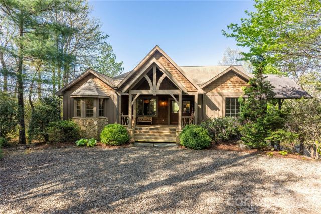 601 Hawk Mountain Road, Lake Toxaway, NC, 28747