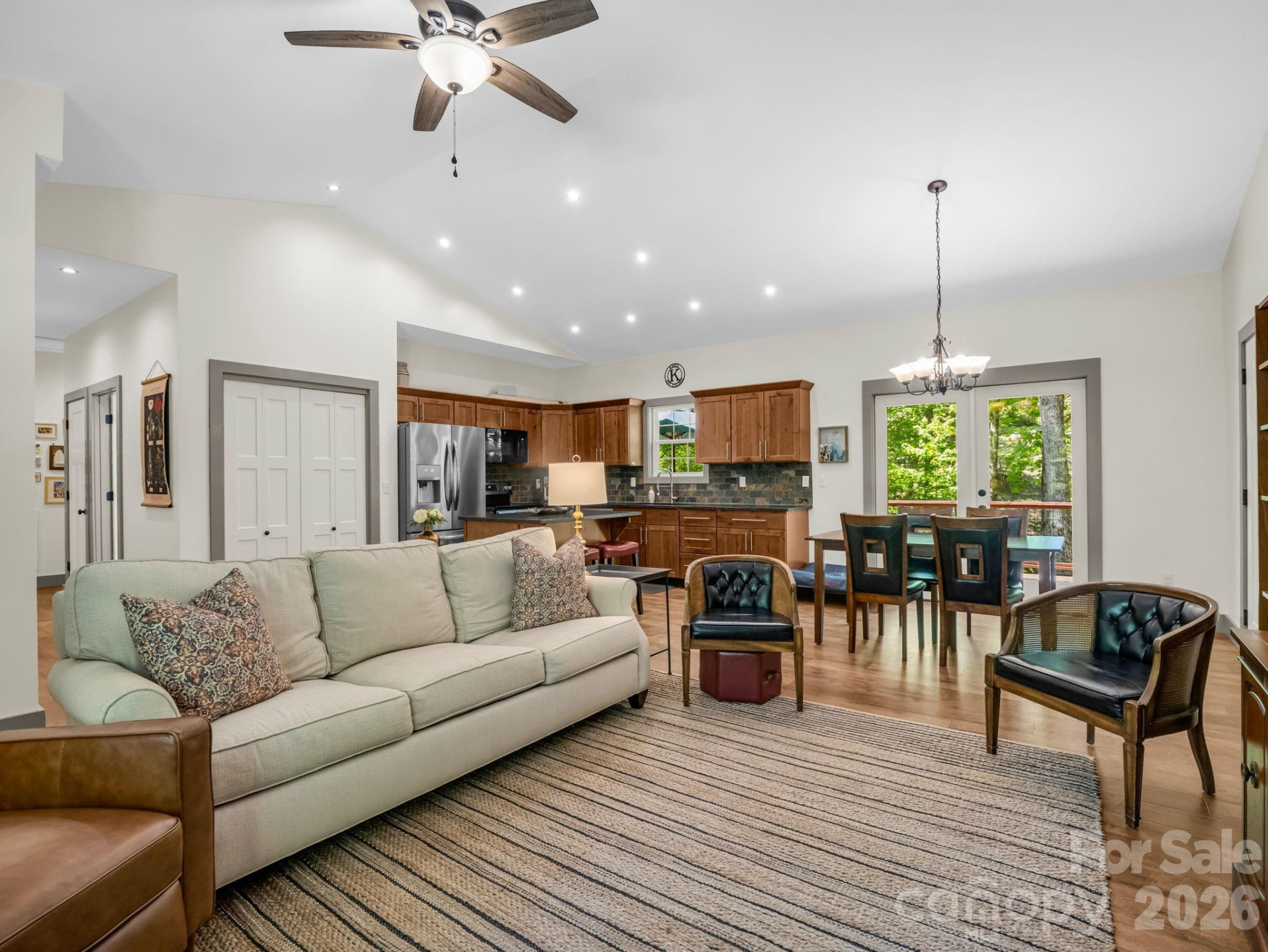 135 Half Moon Lane - Photo 14