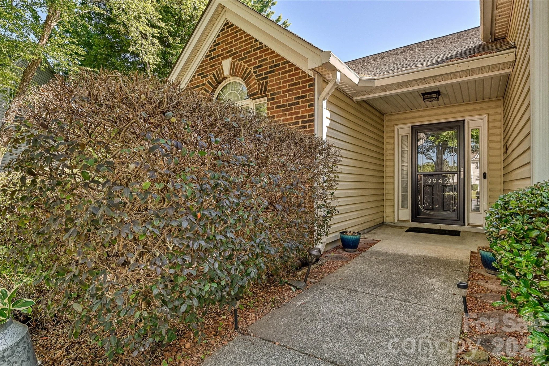 9942 Gray Dove Court - Photo 2