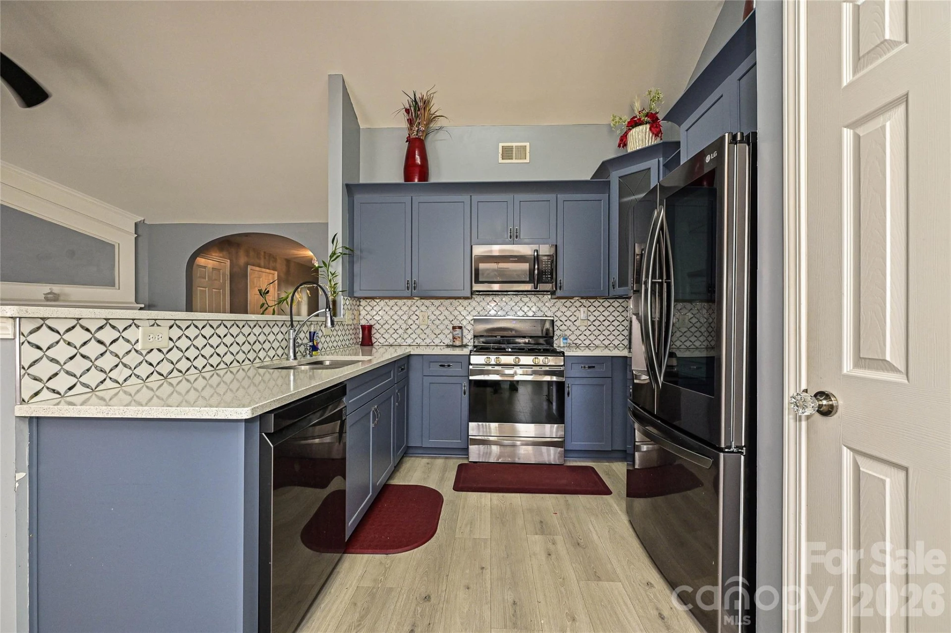 9942 Gray Dove Court - Photo 11