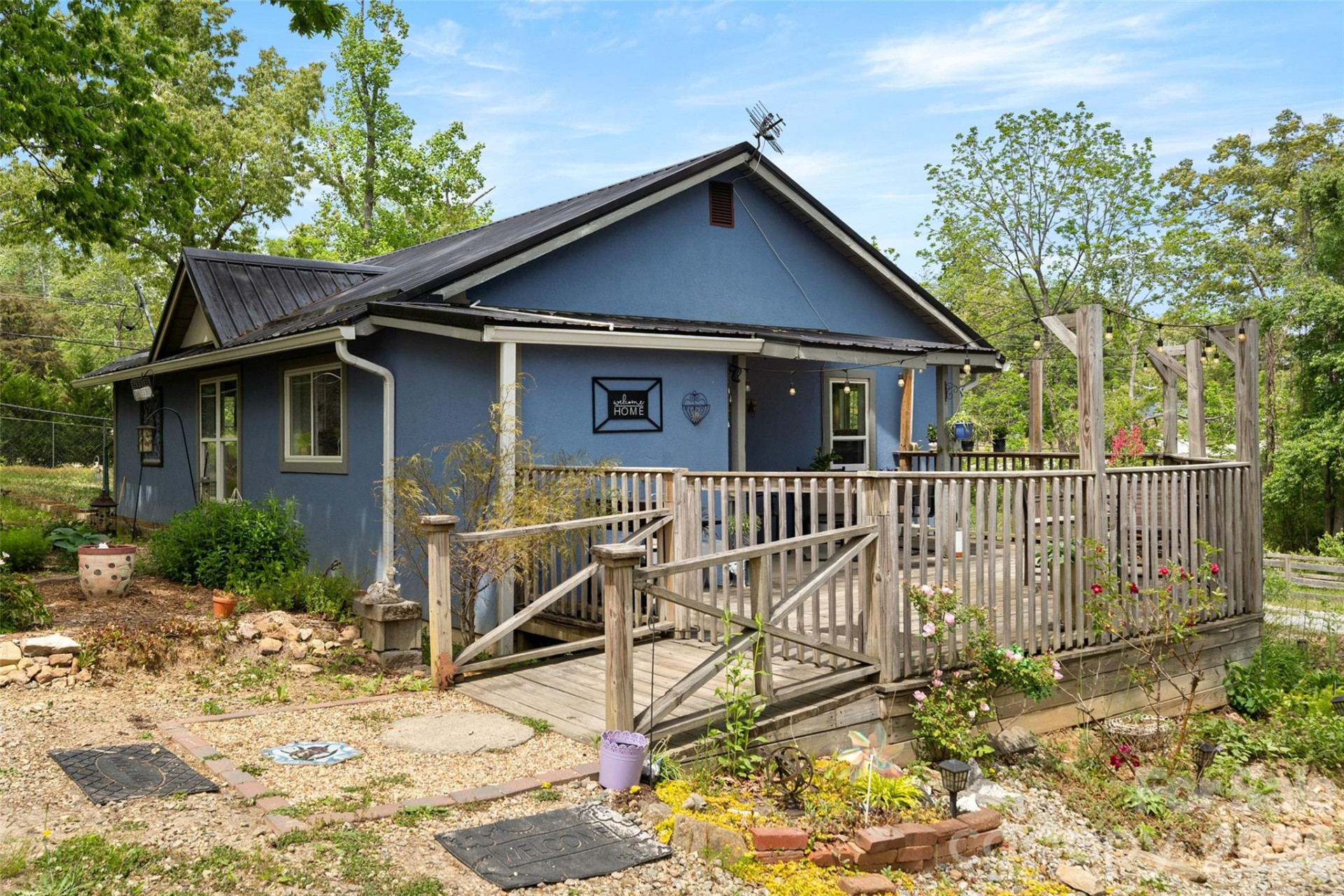 28 Cathys Cove Road - Photo 2