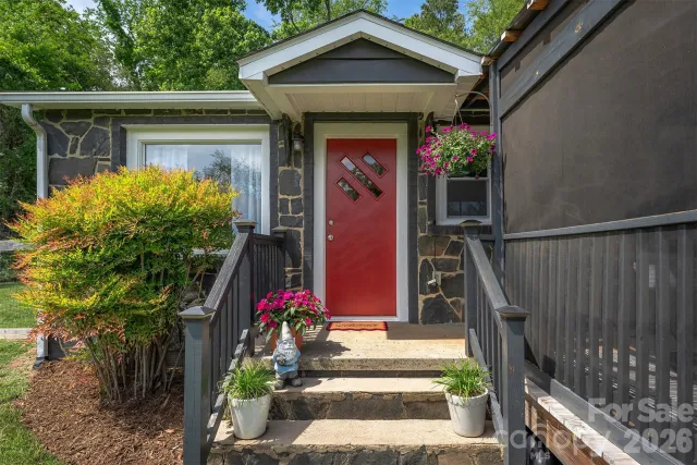 477 Emma Road