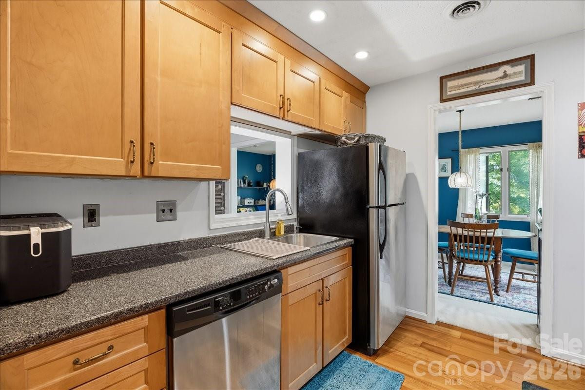 16 Woodsong Lane - Photo 16