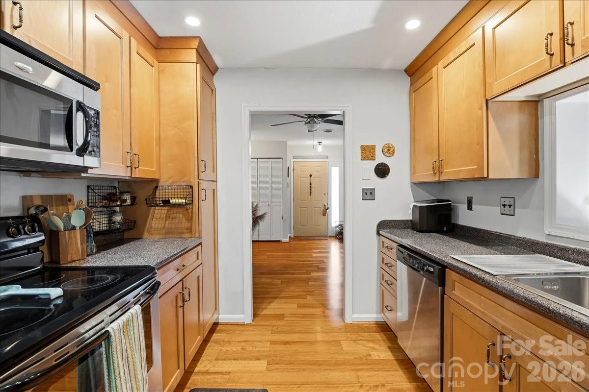 16 Woodsong Lane - Photo 17