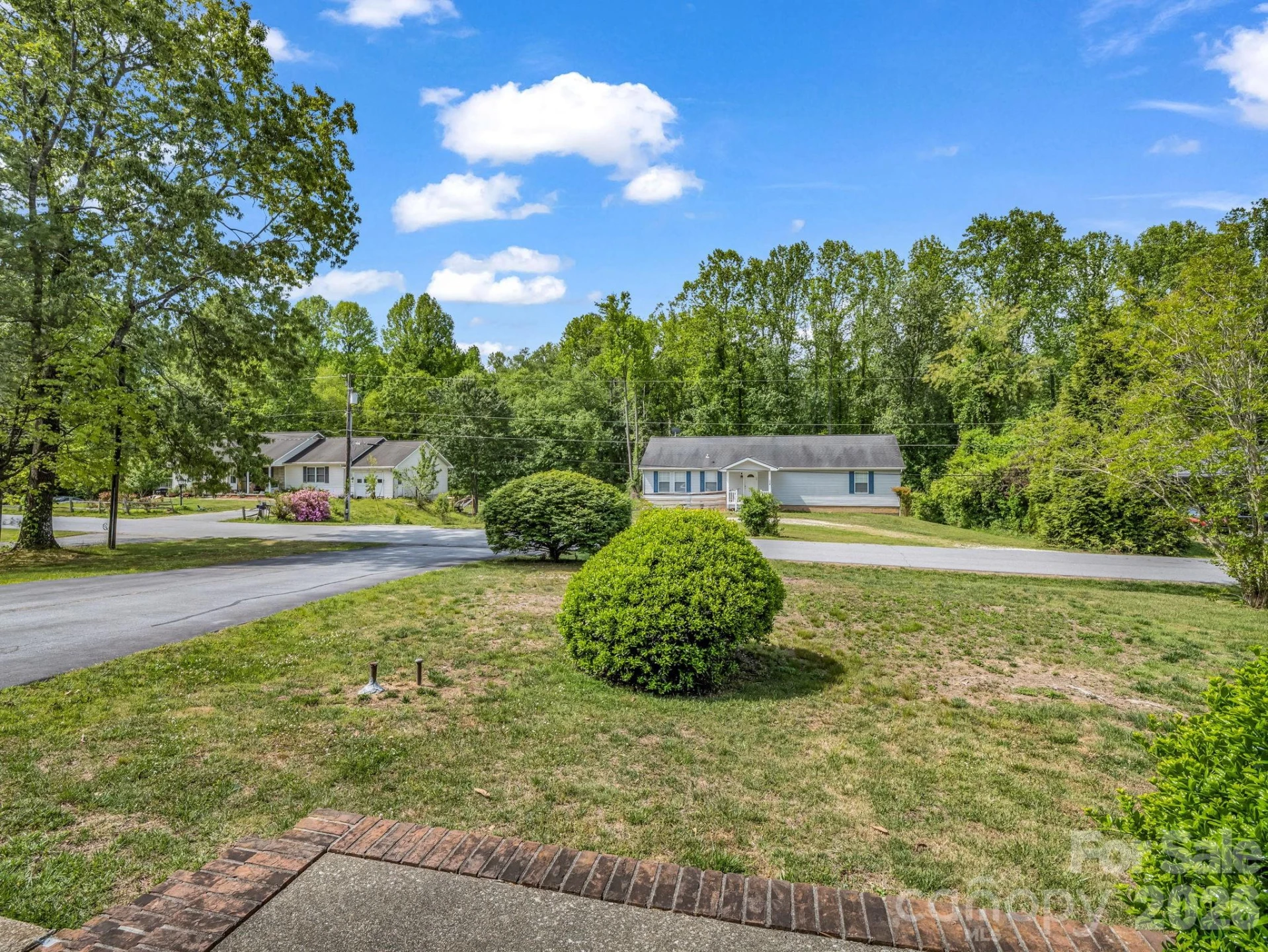 121 Greenfield Lane - Photo 12