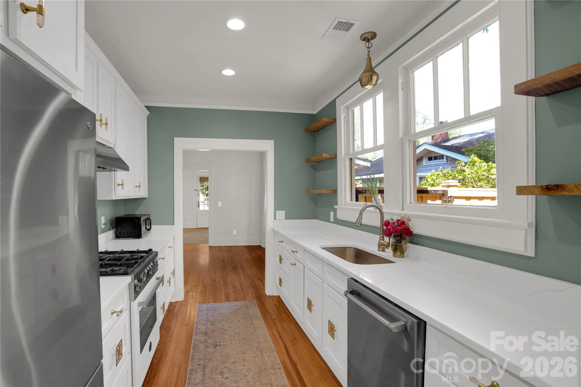 2418 Clark Street - Photo 18