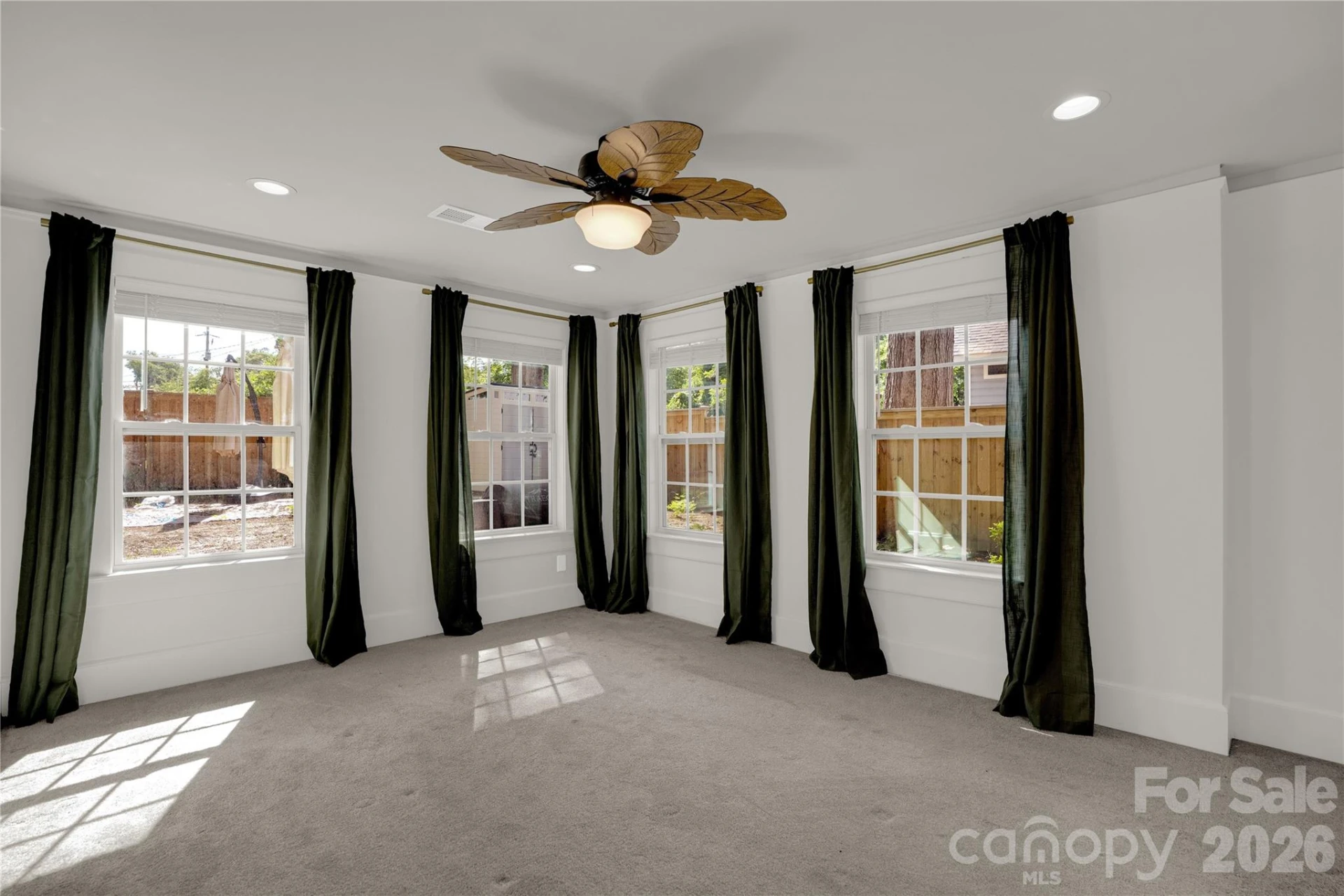 2418 Clark Street - Photo 21