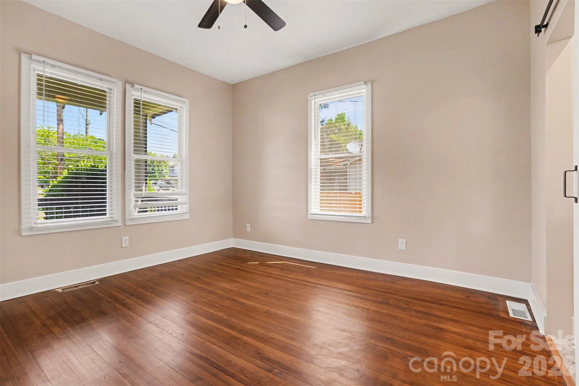 4118 Glory Street - Photo 14