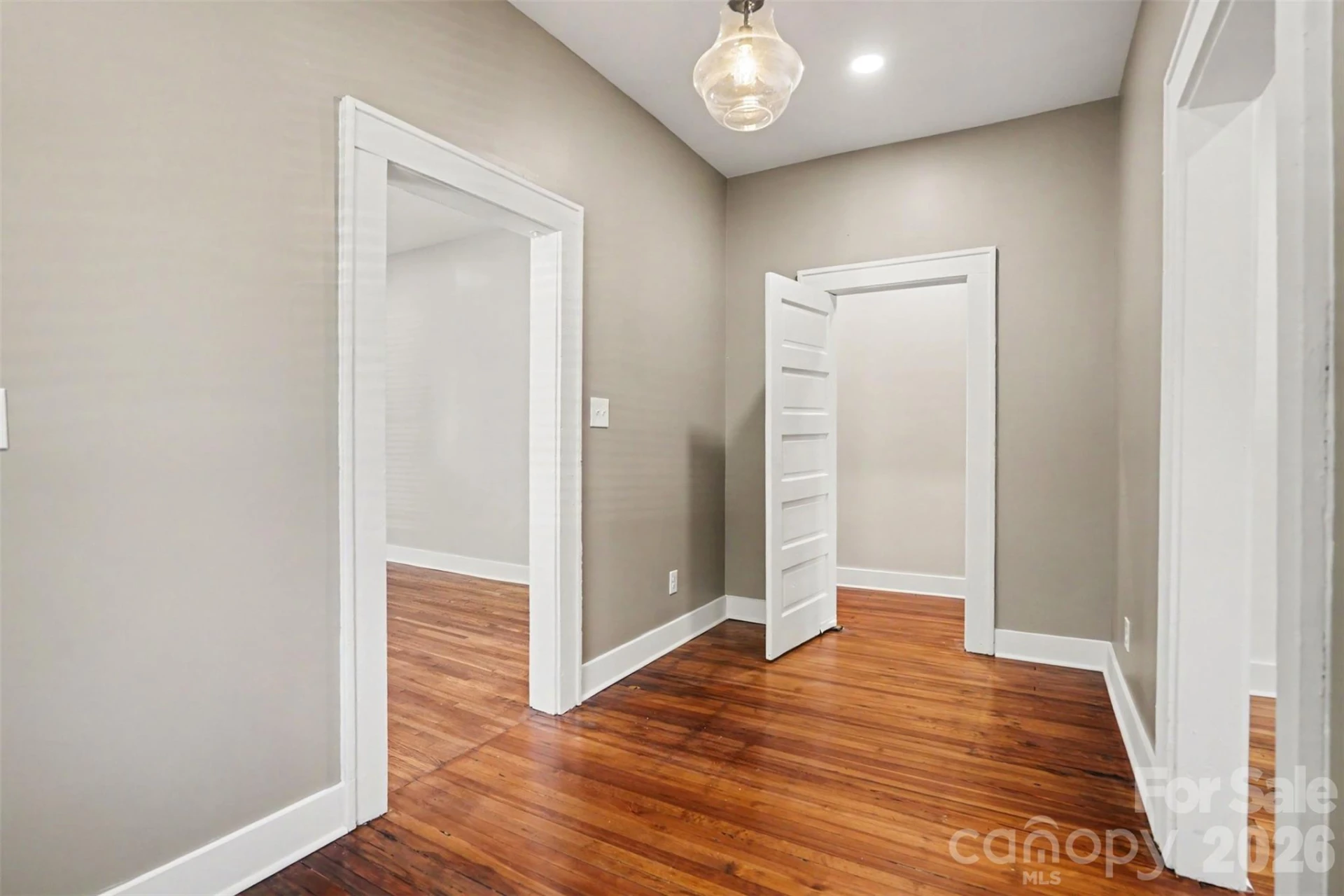 4118 Glory Street - Photo 9