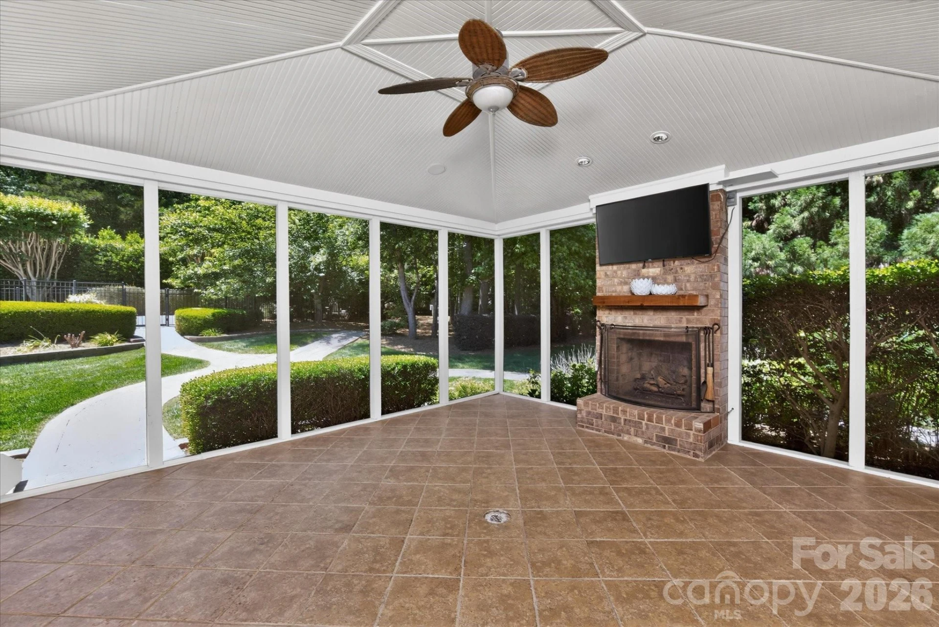9223 Skipaway Drive - Photo 13