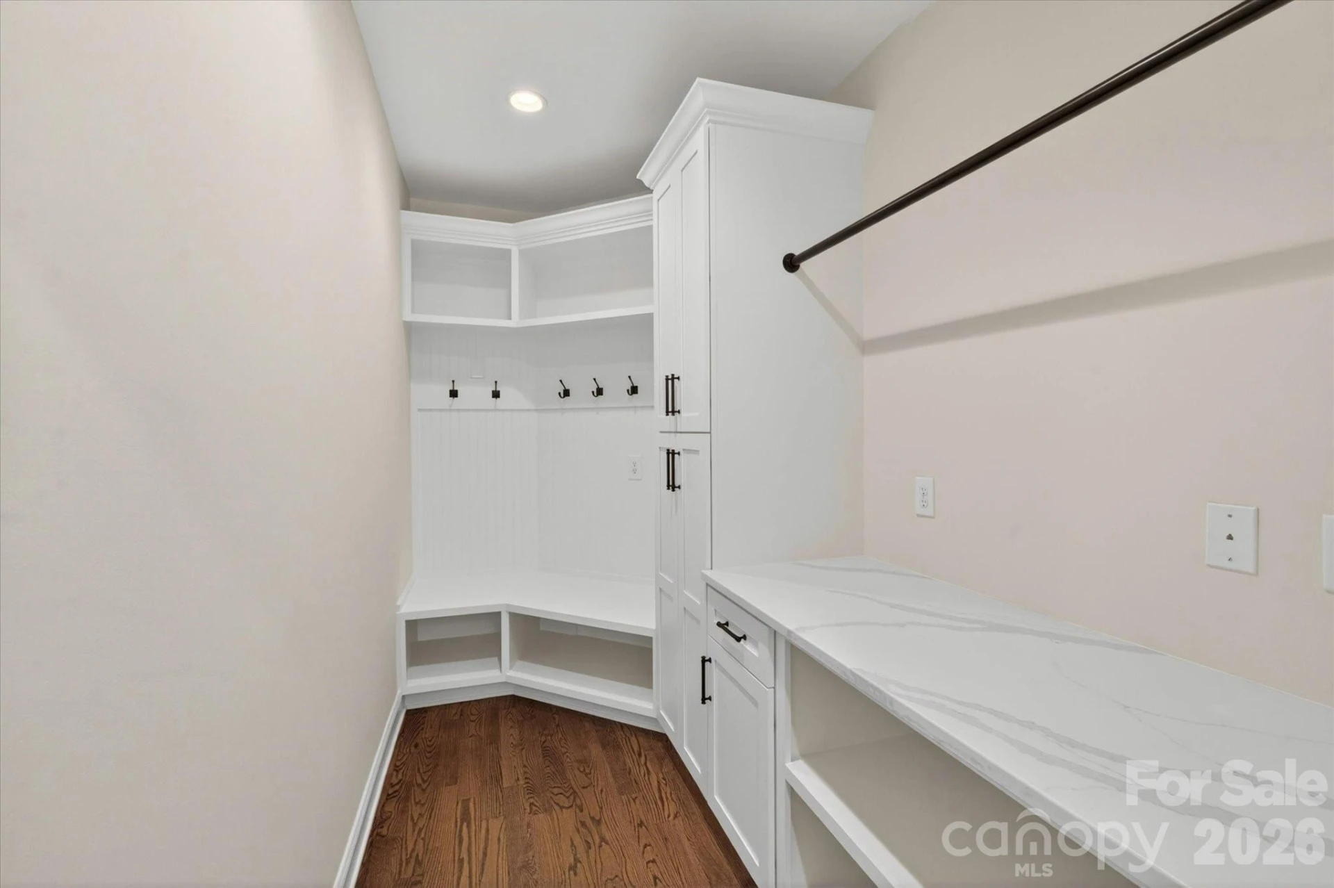 9223 Skipaway Drive - Photo 17