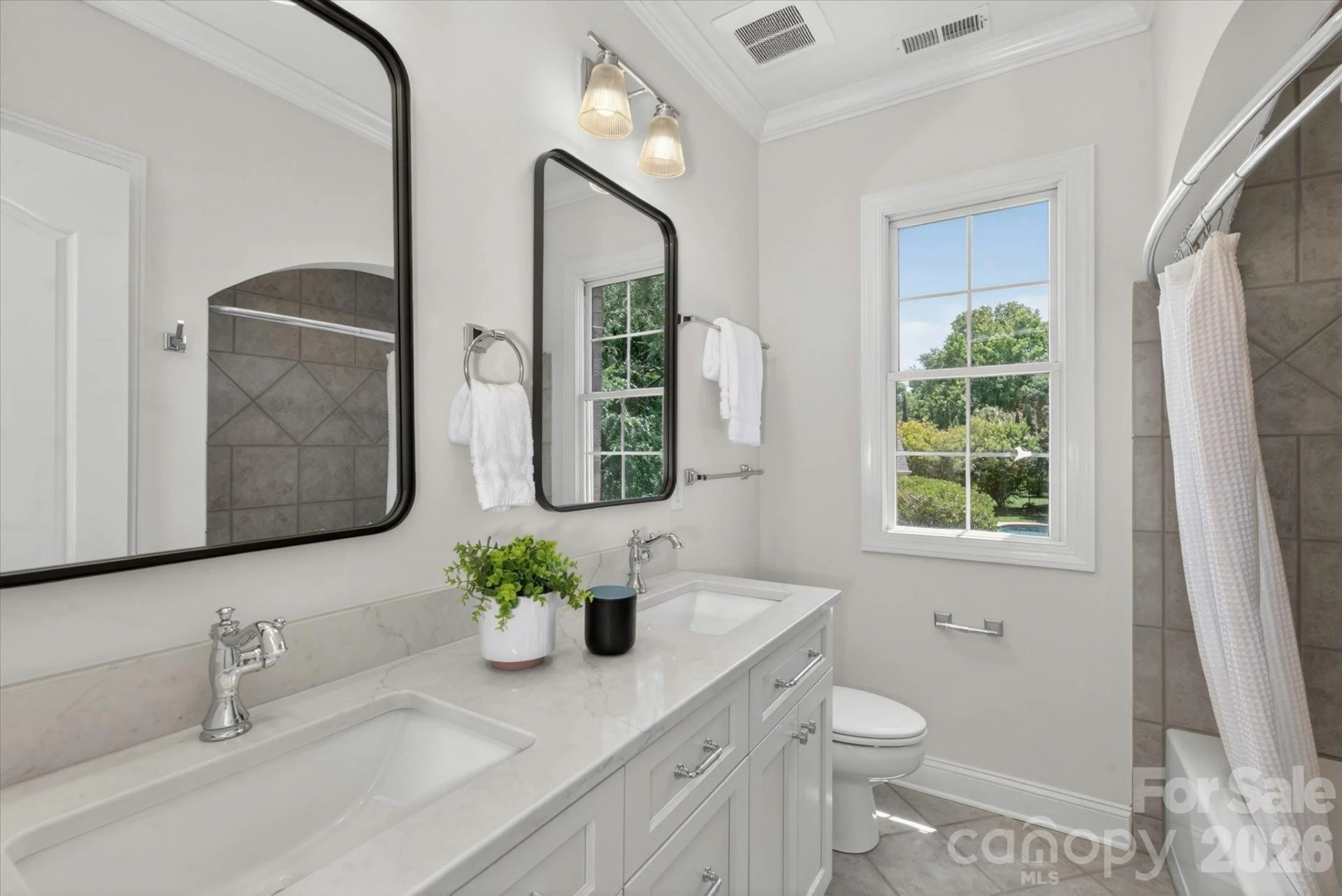9223 Skipaway Drive - Photo 21