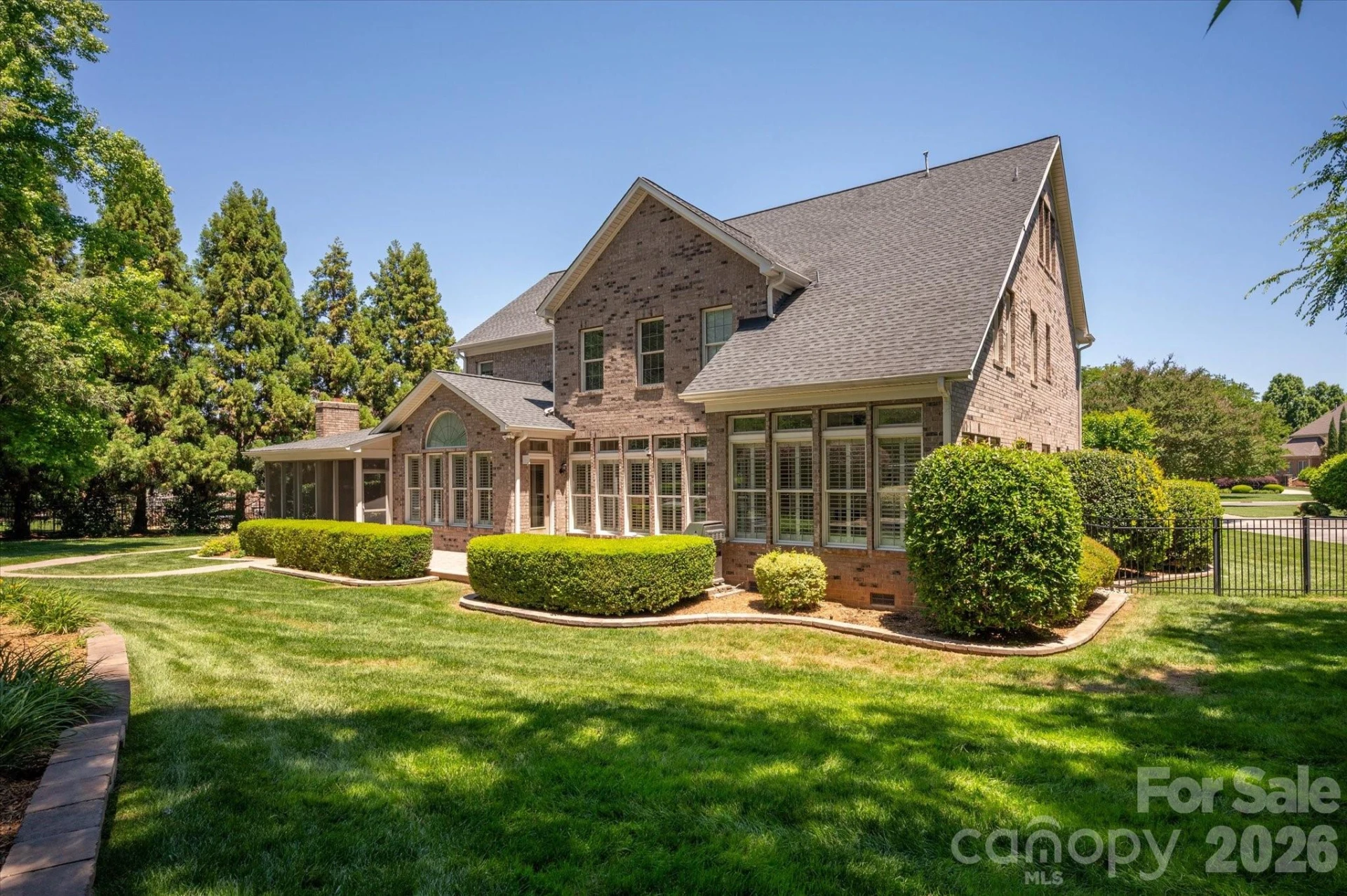 9223 Skipaway Drive - Photo 34