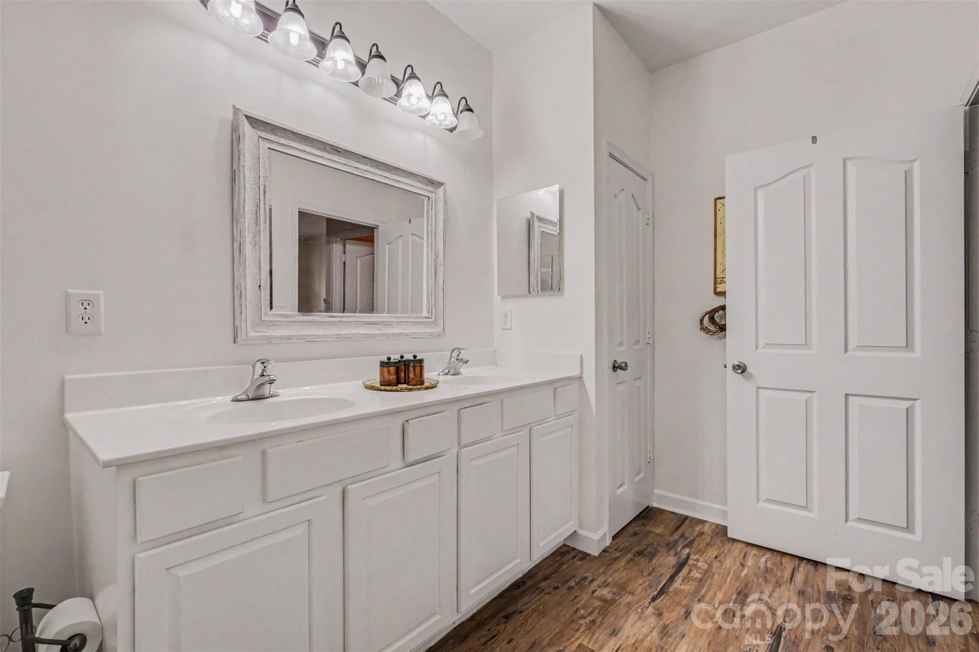 11945 Ridgeway Park Drive - Photo 15
