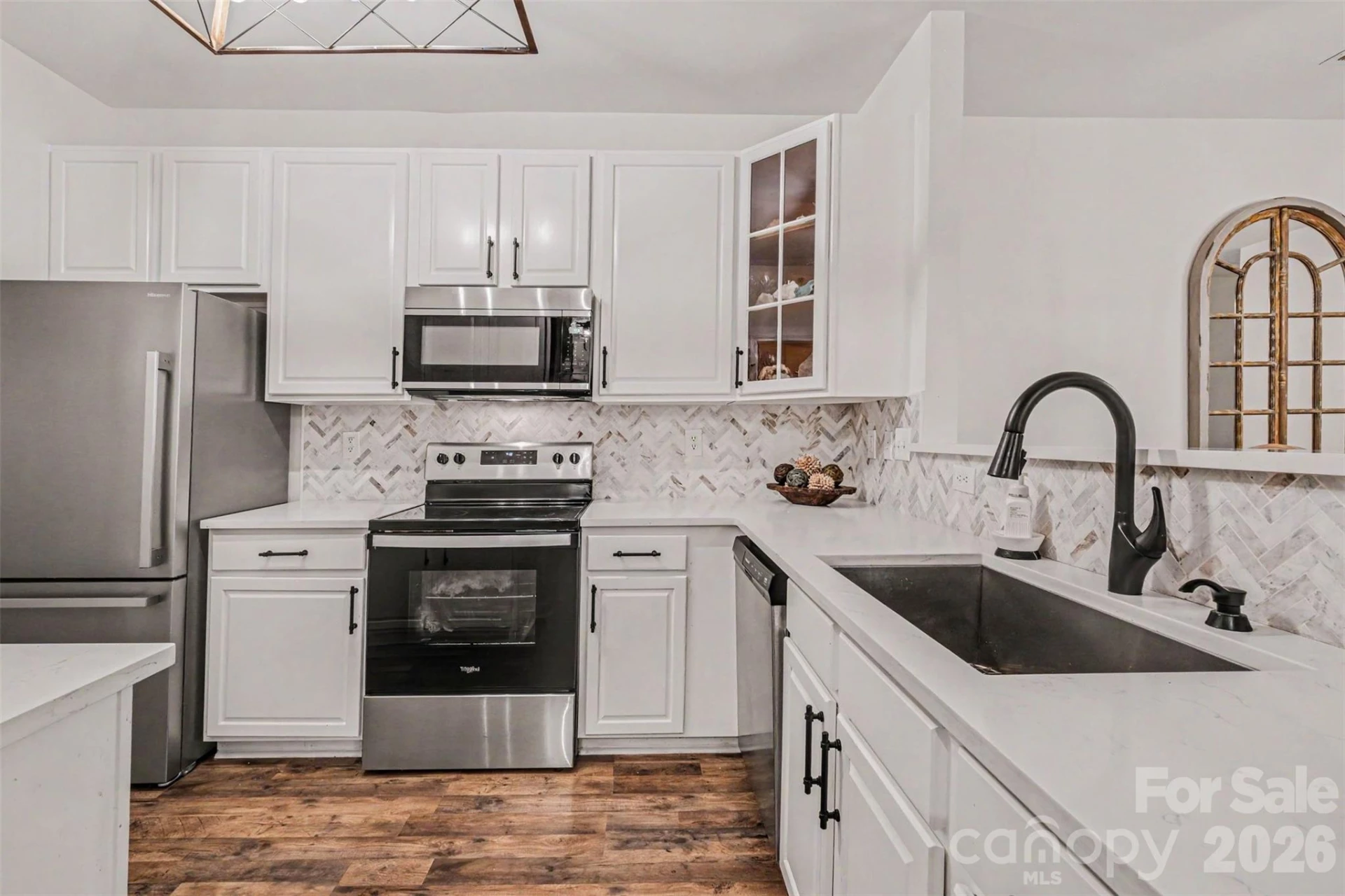 11945 Ridgeway Park Drive - Photo 3
