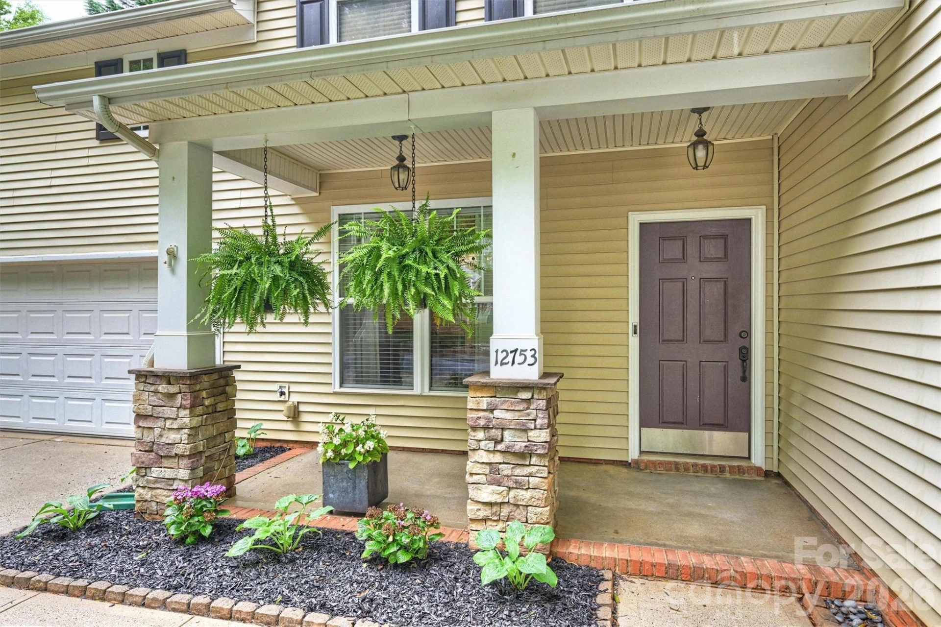 12753 Cross Dale Drive - Photo 2