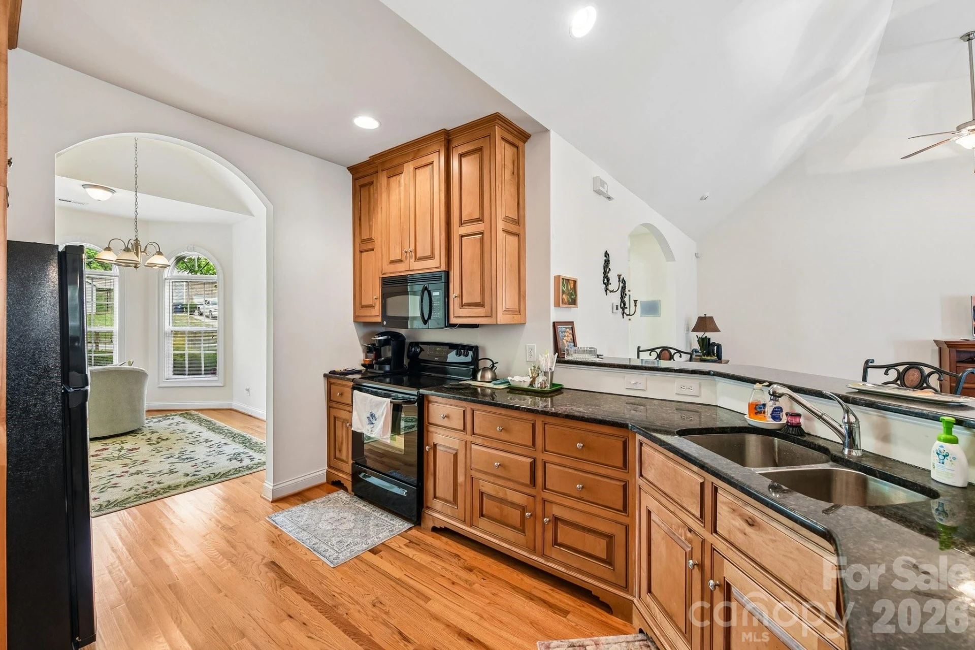 12200 Bronx Drive - Photo 11