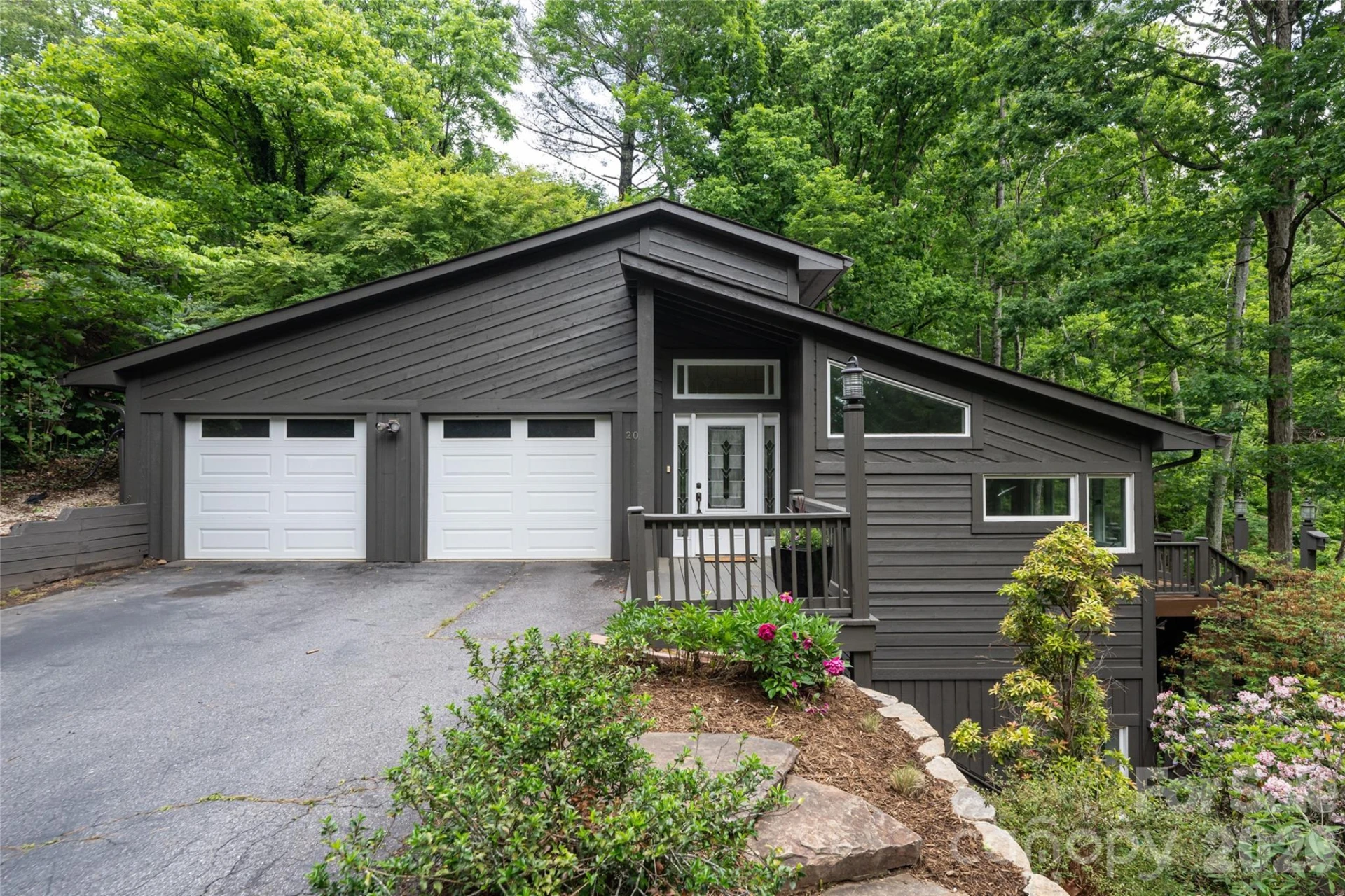 201 Covewood Trail