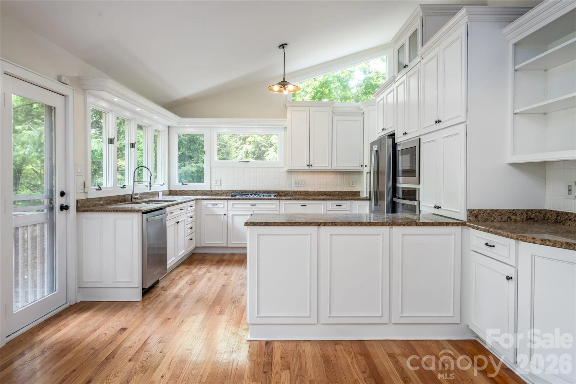 201 Covewood Trail - Photo 3